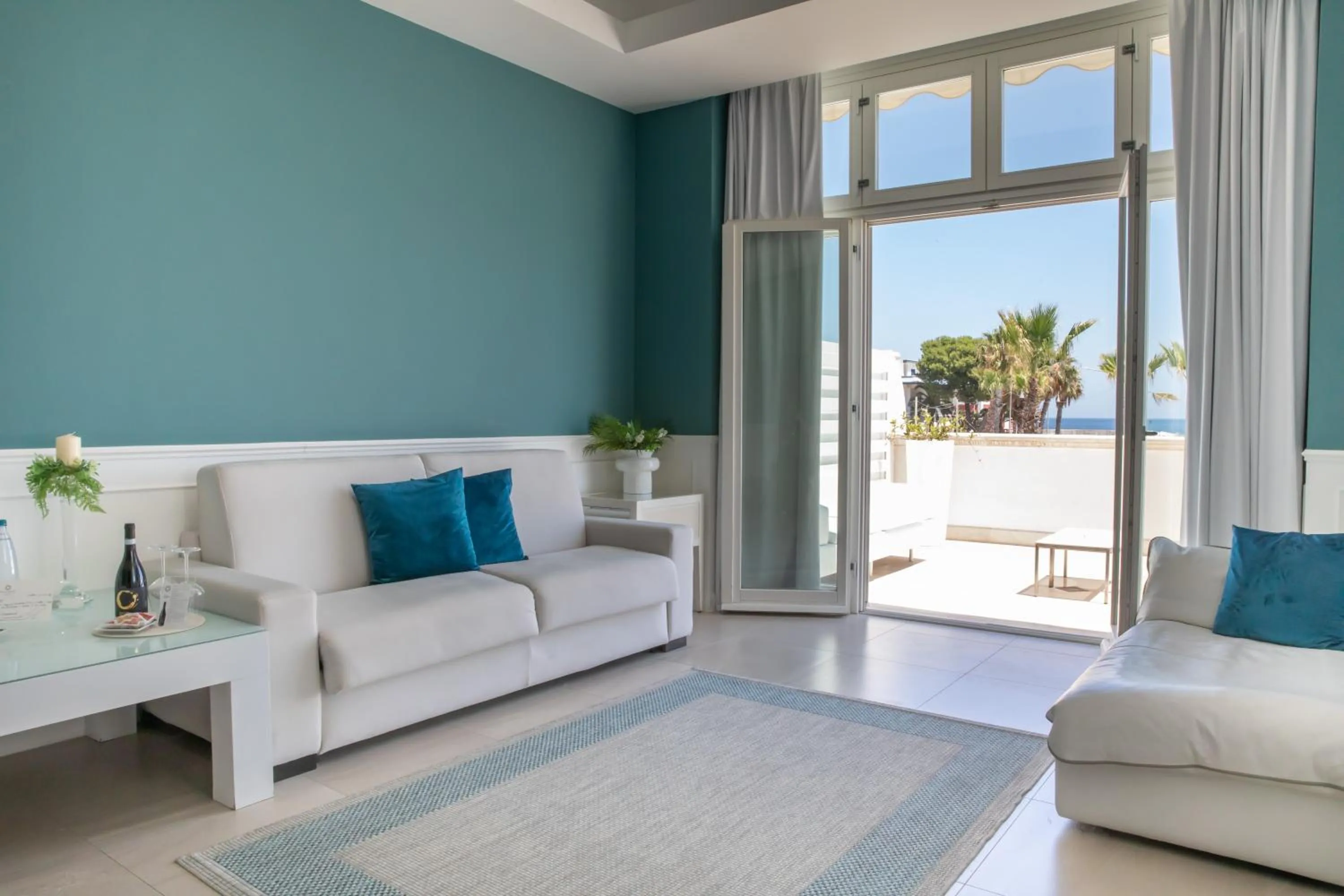 furniture in Bianco Riccio Suite Hotel