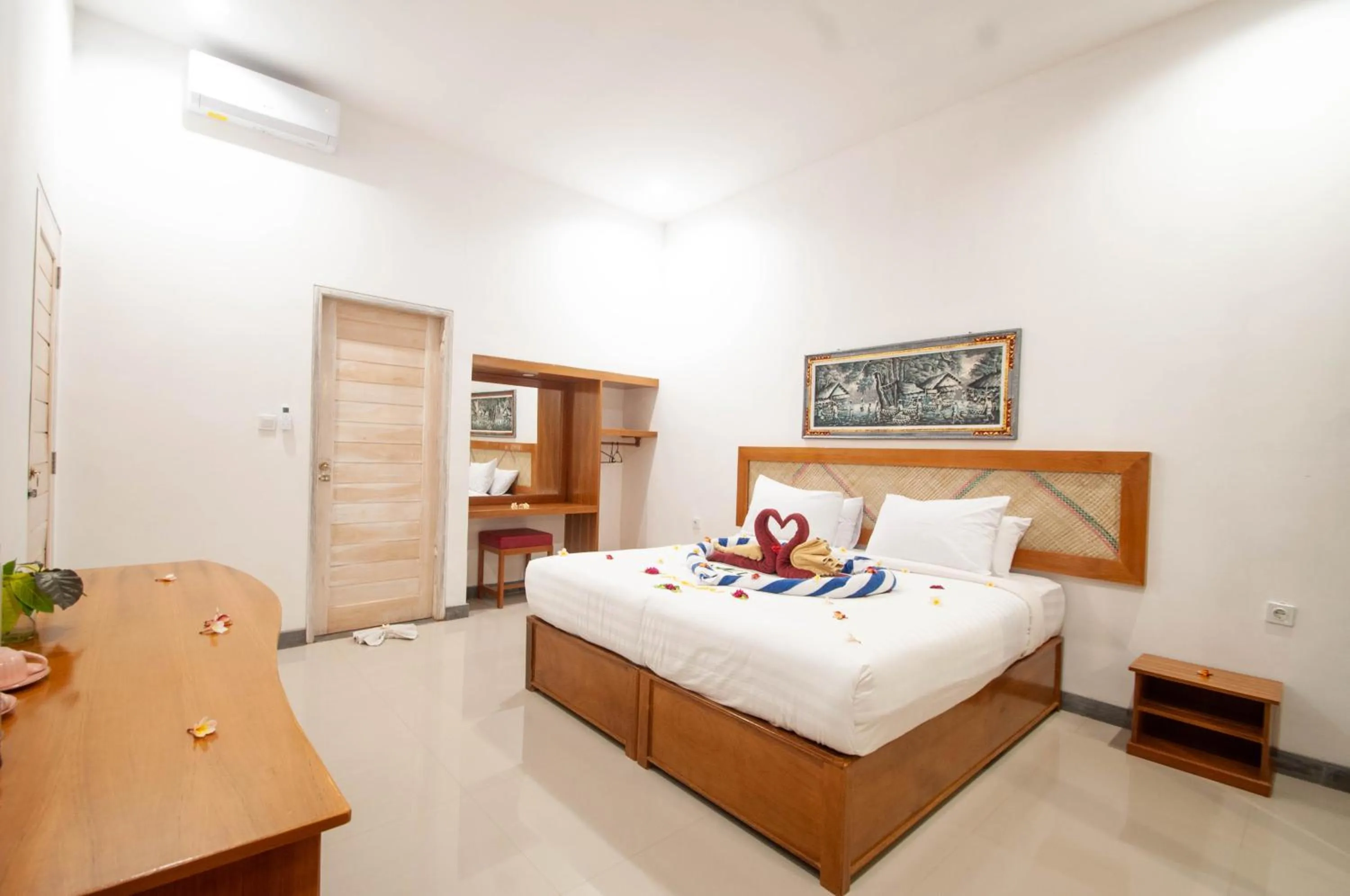 Bedroom, Bed in Kubuku Eco Dive Lodge and Yoga