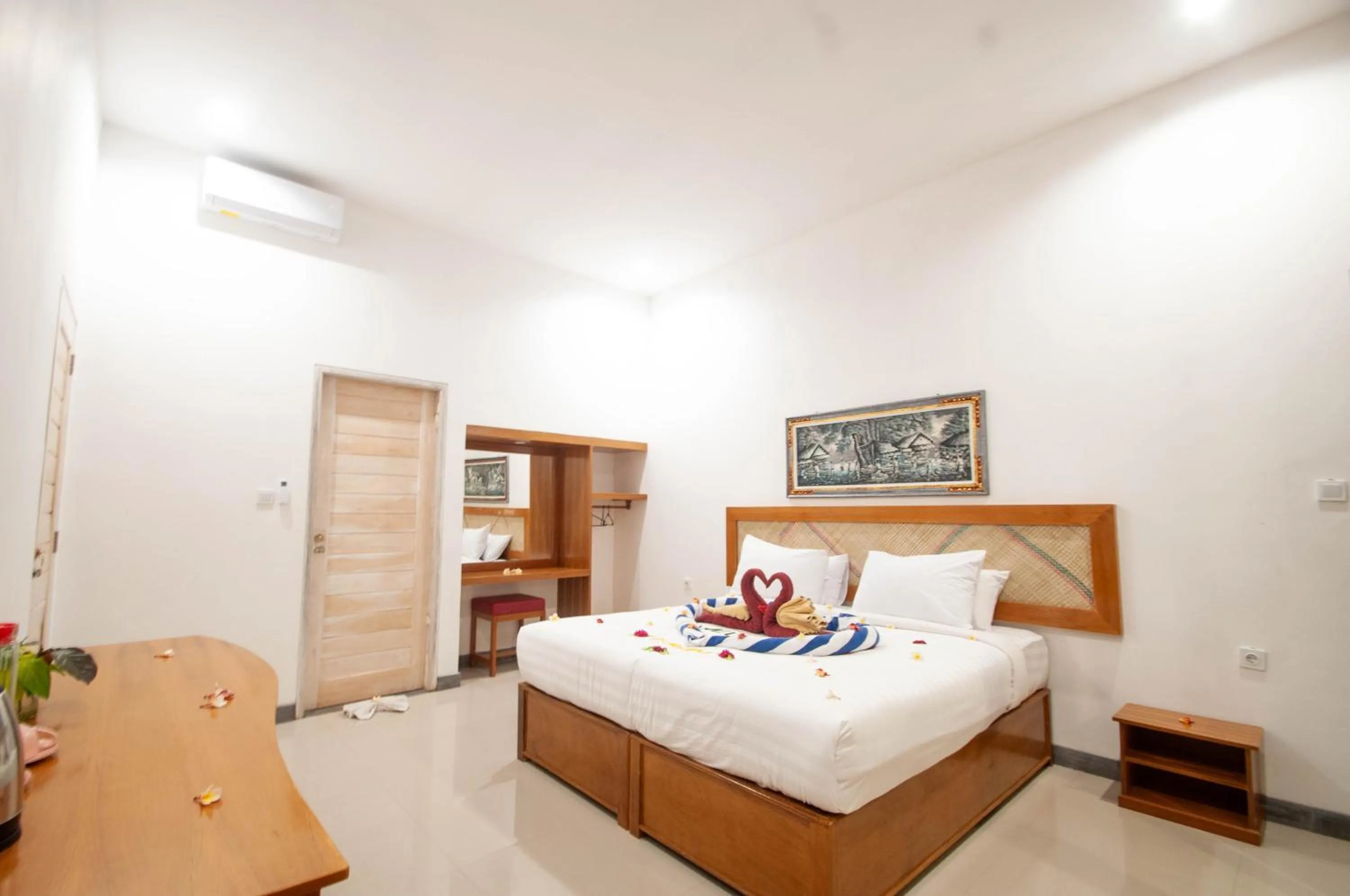 Bedroom, Bed in Kubuku Eco Dive Lodge and Yoga