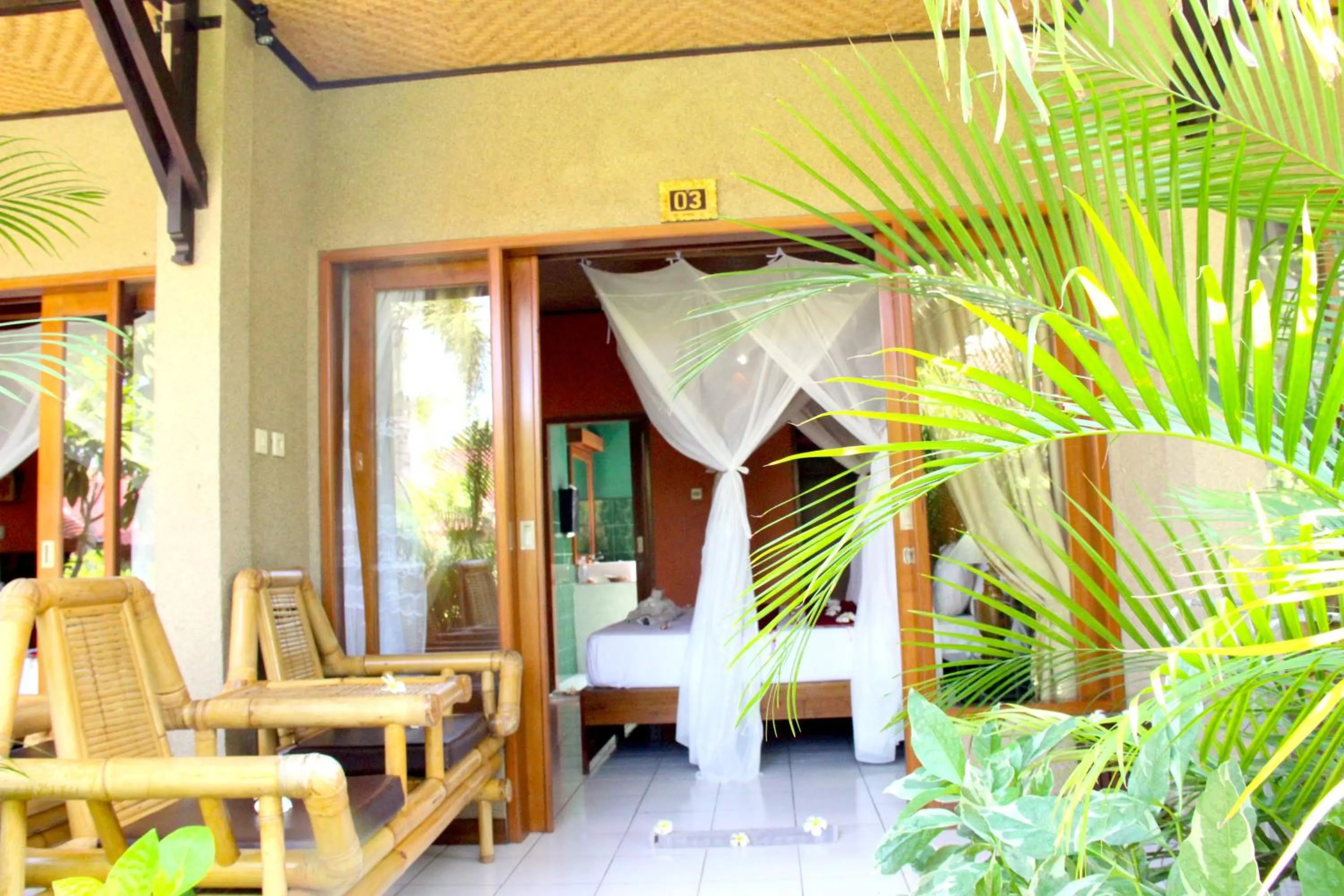 Balcony/Terrace in Kubuku Eco Dive Lodge and Yoga