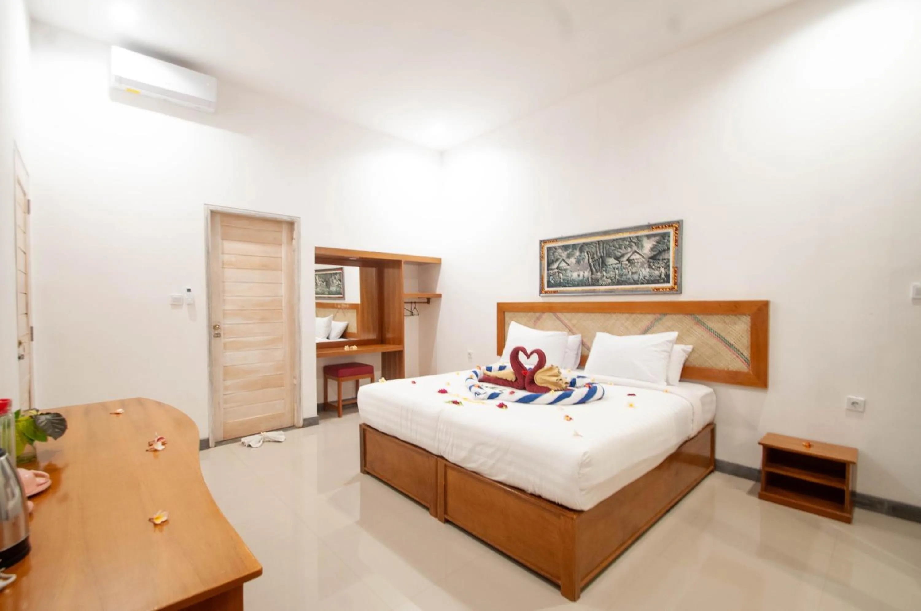 Bedroom, Bed in Kubuku Eco Dive Lodge and Yoga