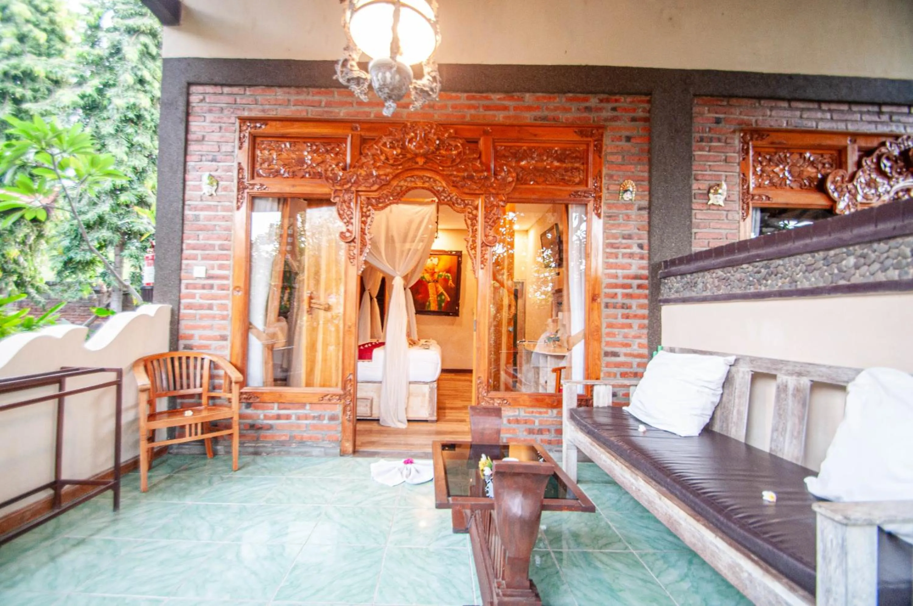 Balcony/Terrace in Kubuku Eco Dive Lodge and Yoga