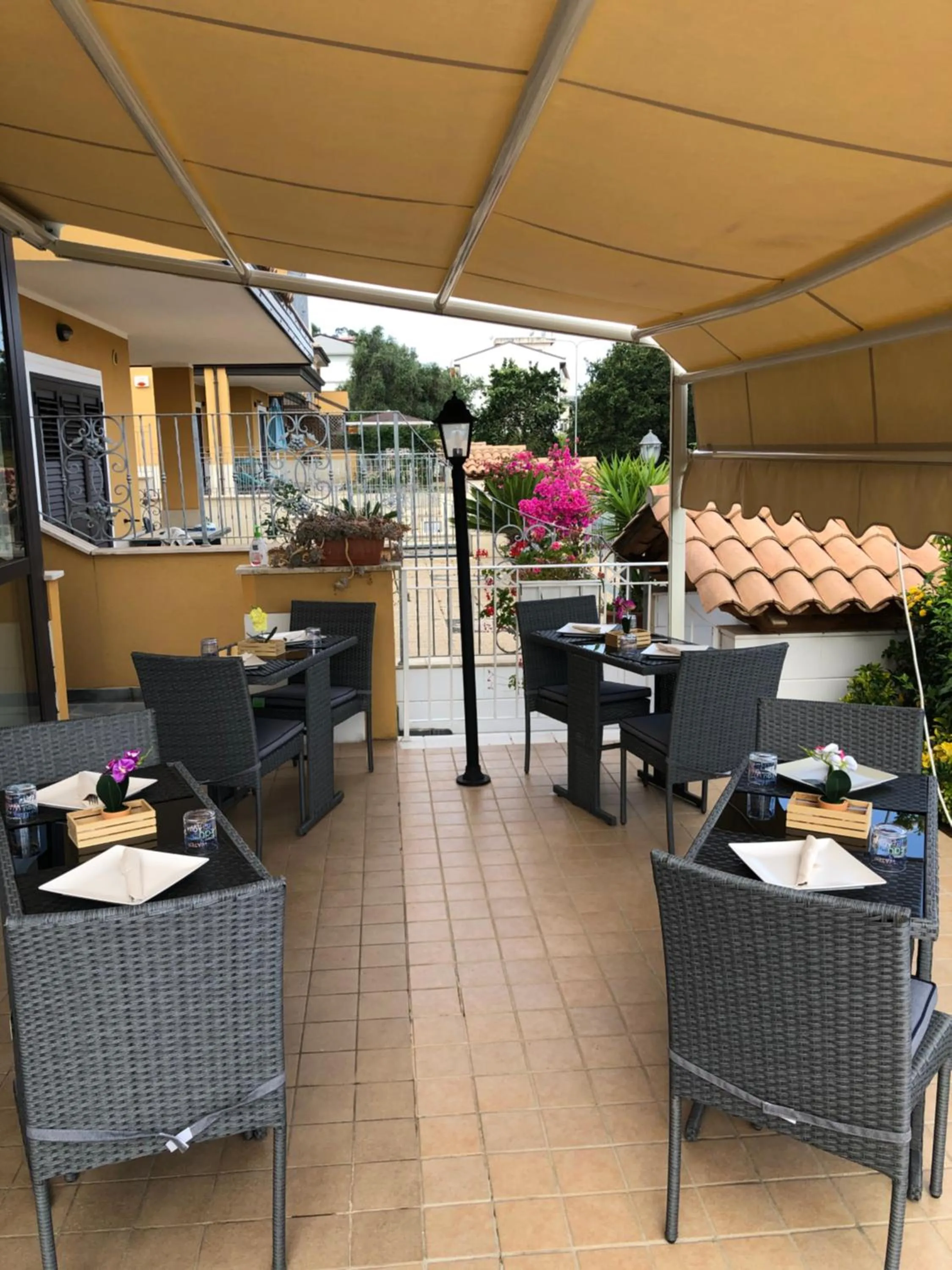 Breakfast in Residenza De luca B&B