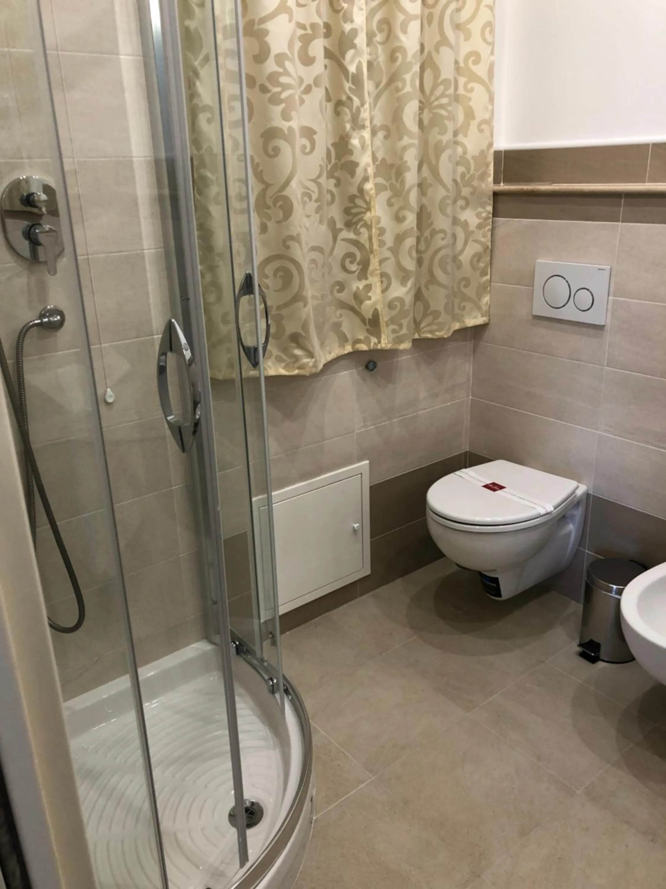 Shower in Residenza De luca B&B