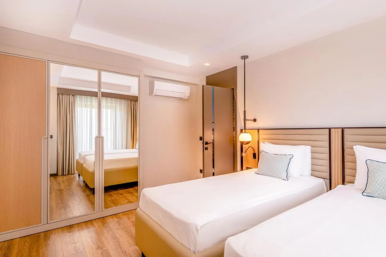 Bedroom, Bed in Belek Beach Resort Hotel