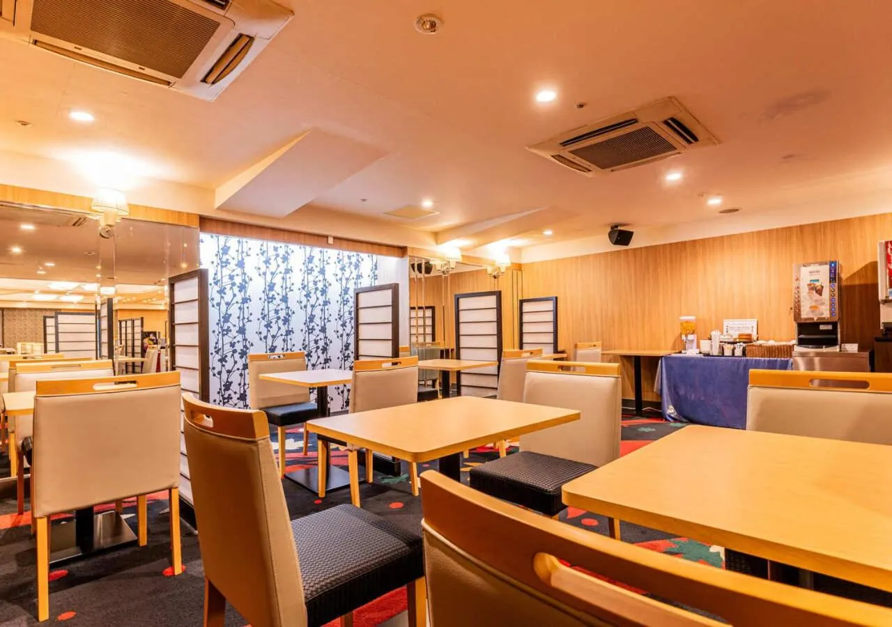 Restaurant/places to eat in APA Hotel Kyoto Gion Excellent