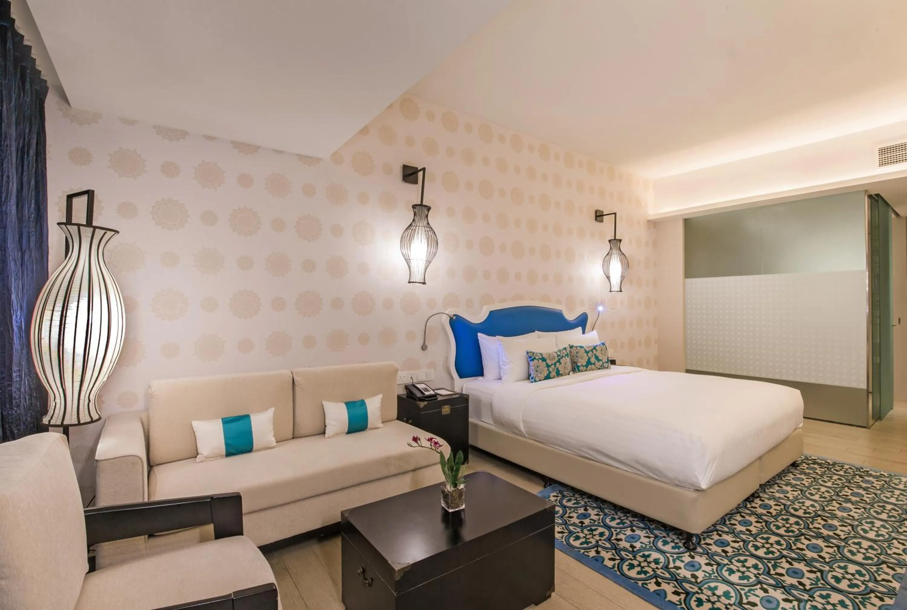 Bedroom, Bed in Village Hotel Katong by Far East Hospitality