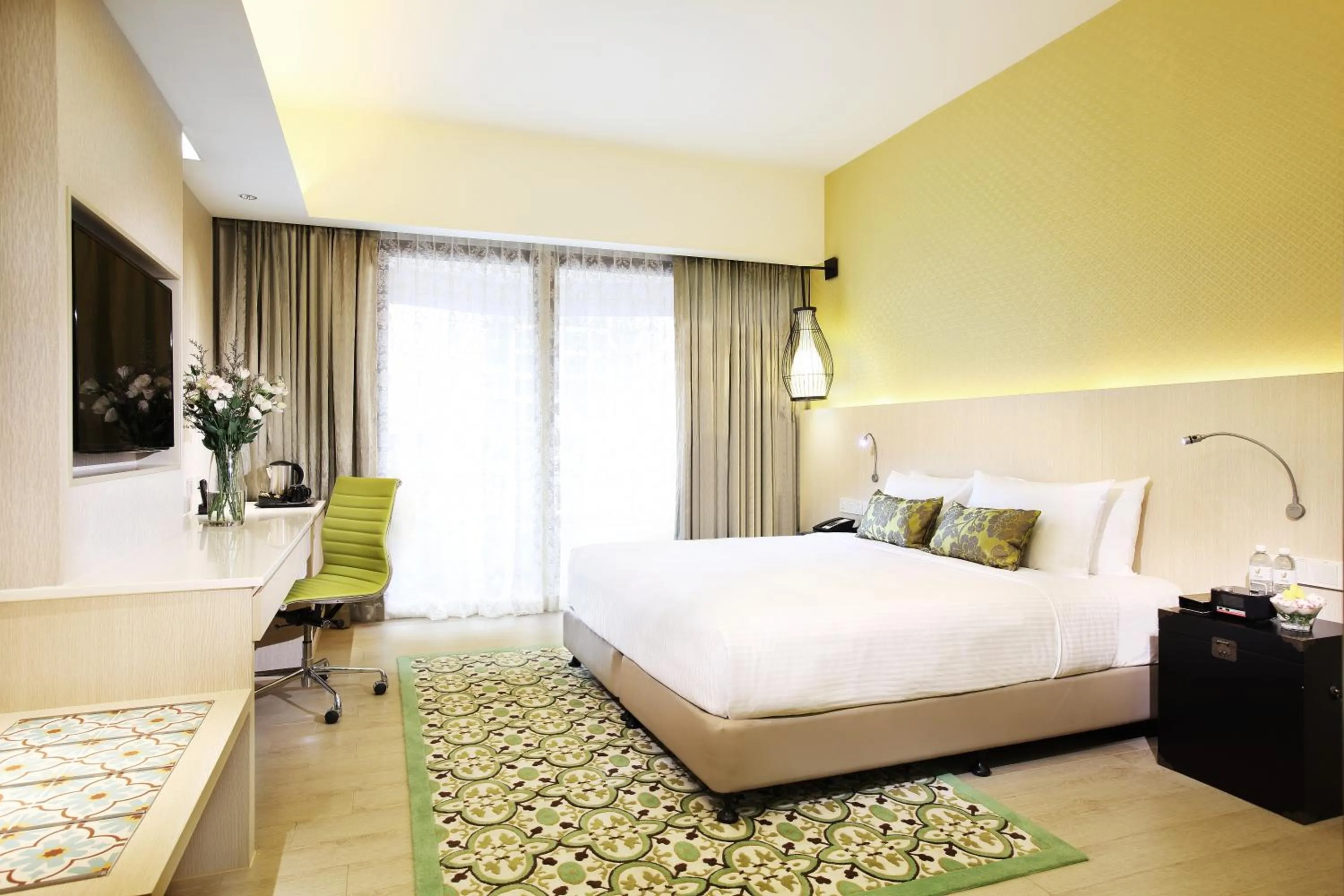 Bedroom, Bed in Village Hotel Katong by Far East Hospitality