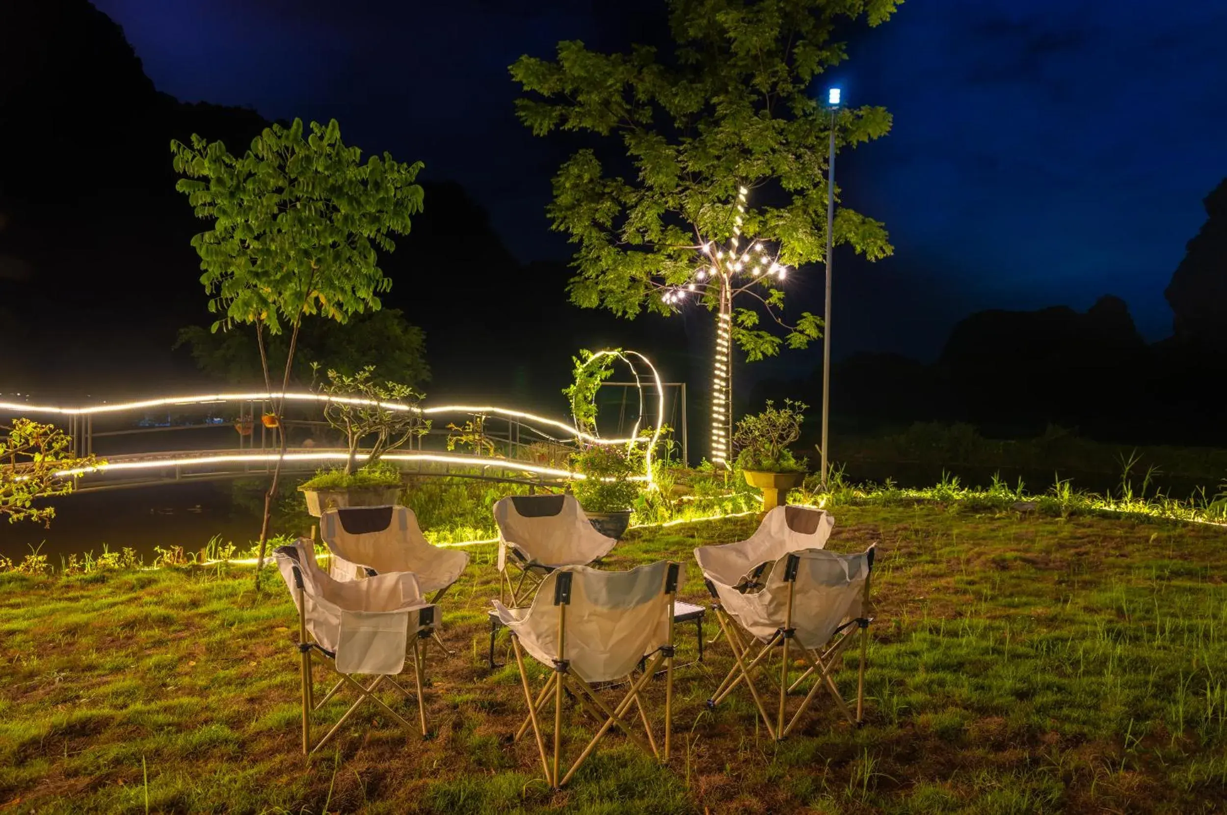 Deluxe Bungalow with Garden View in Trang An Spring Garden Homestay Deluxe Bungalow with Garden View in Trang An Spring Garden Homestay