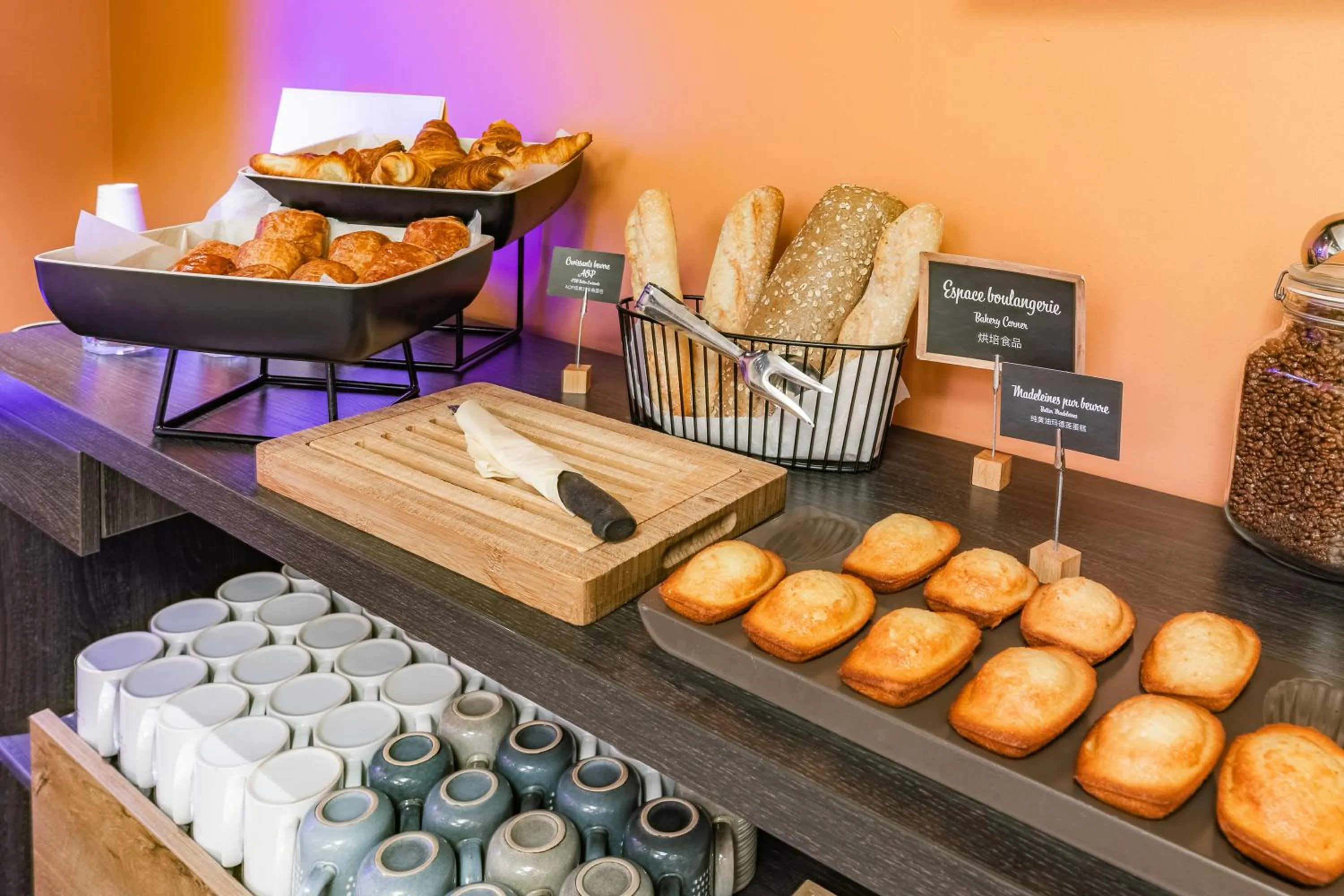 Breakfast in Appart'City Confort Marseille Centre Prado Vélodrome