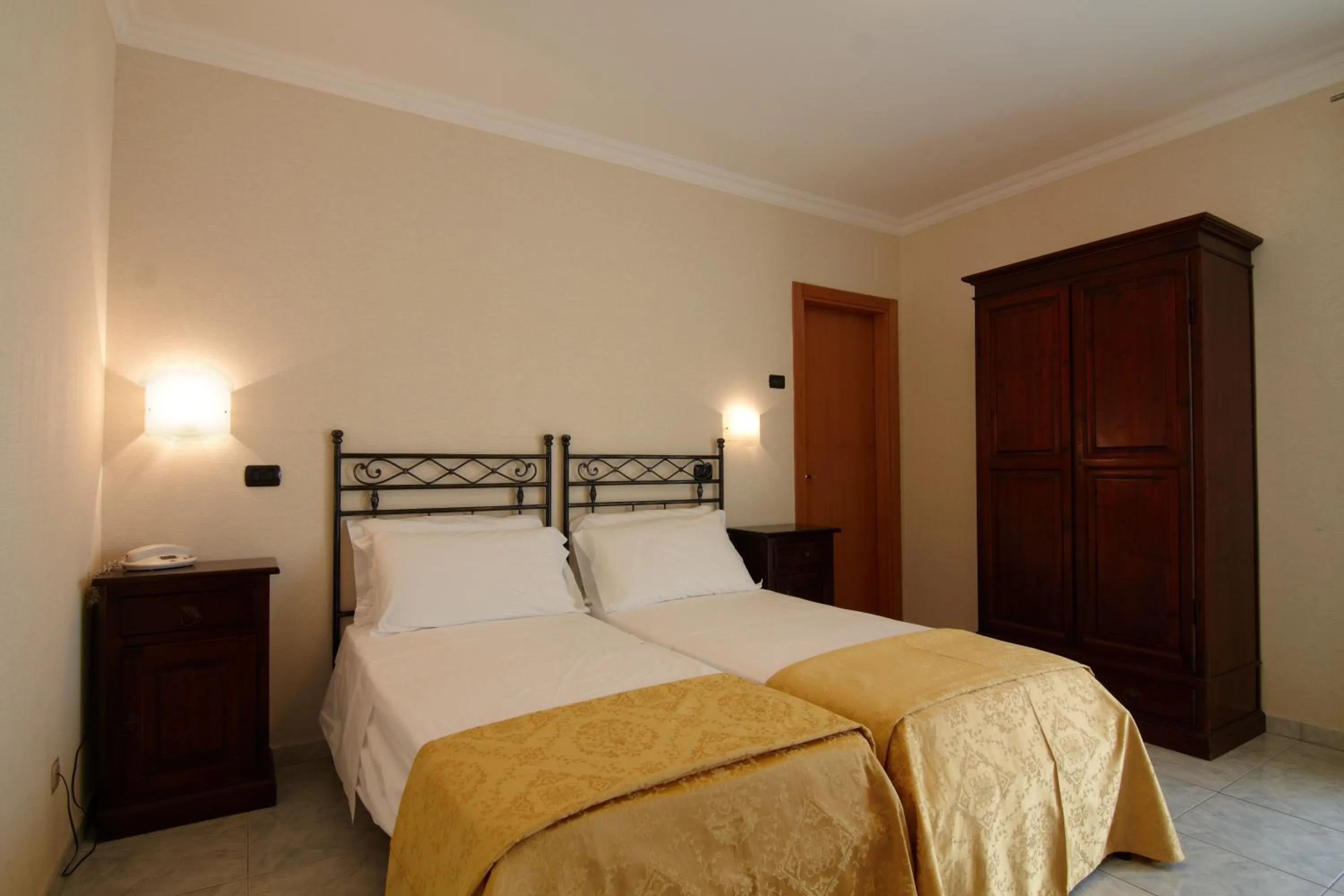 Bed in Hotel Villa San Pietro