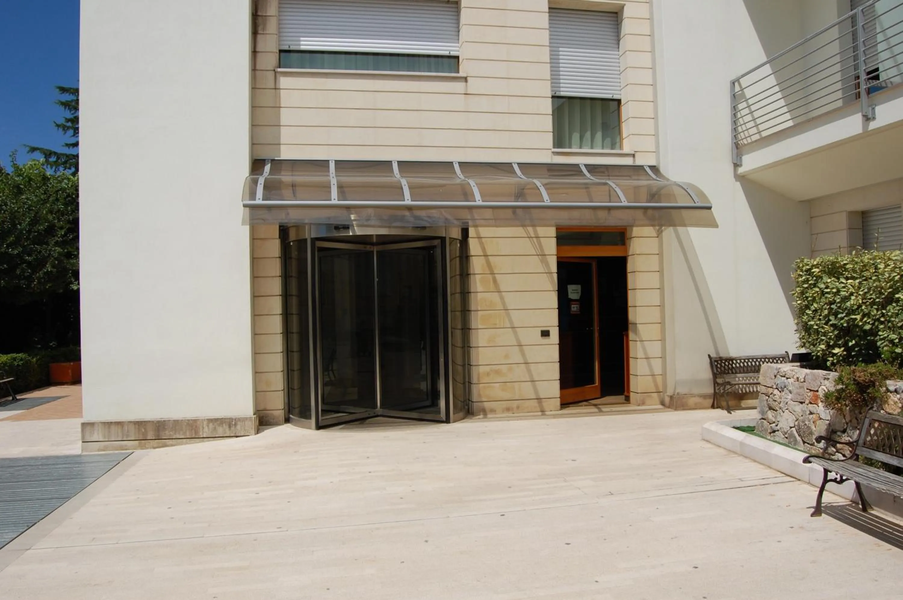 Facade/entrance in Hotel Villa San Pietro