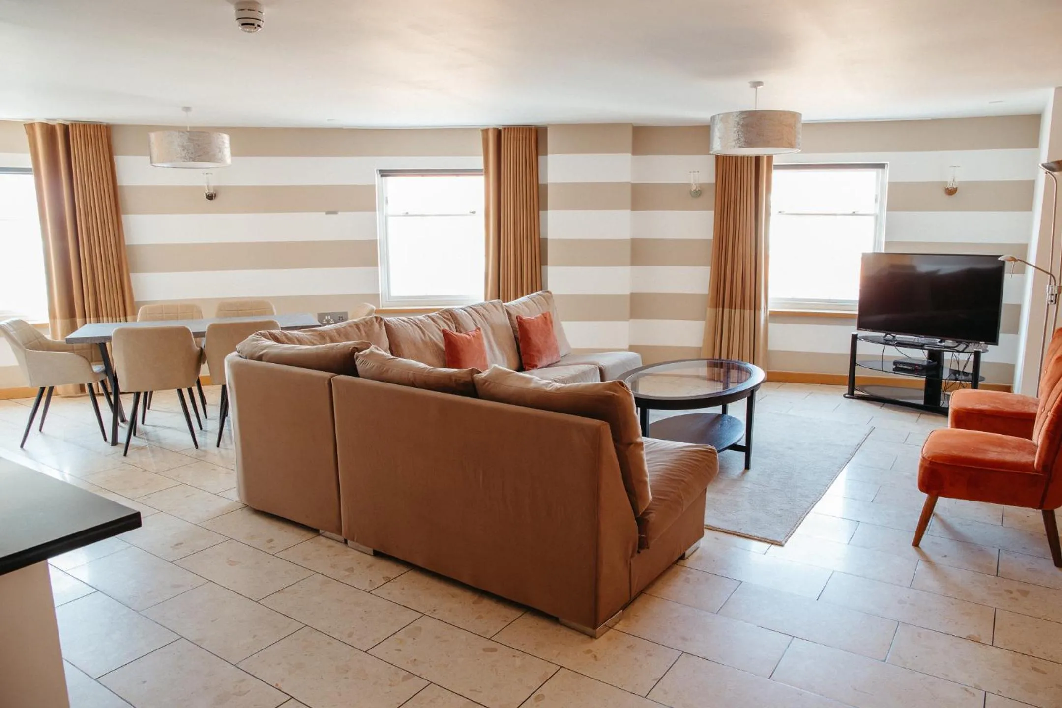 Living room in Posh Pads - Liverpool 1 - Apart-Hotel