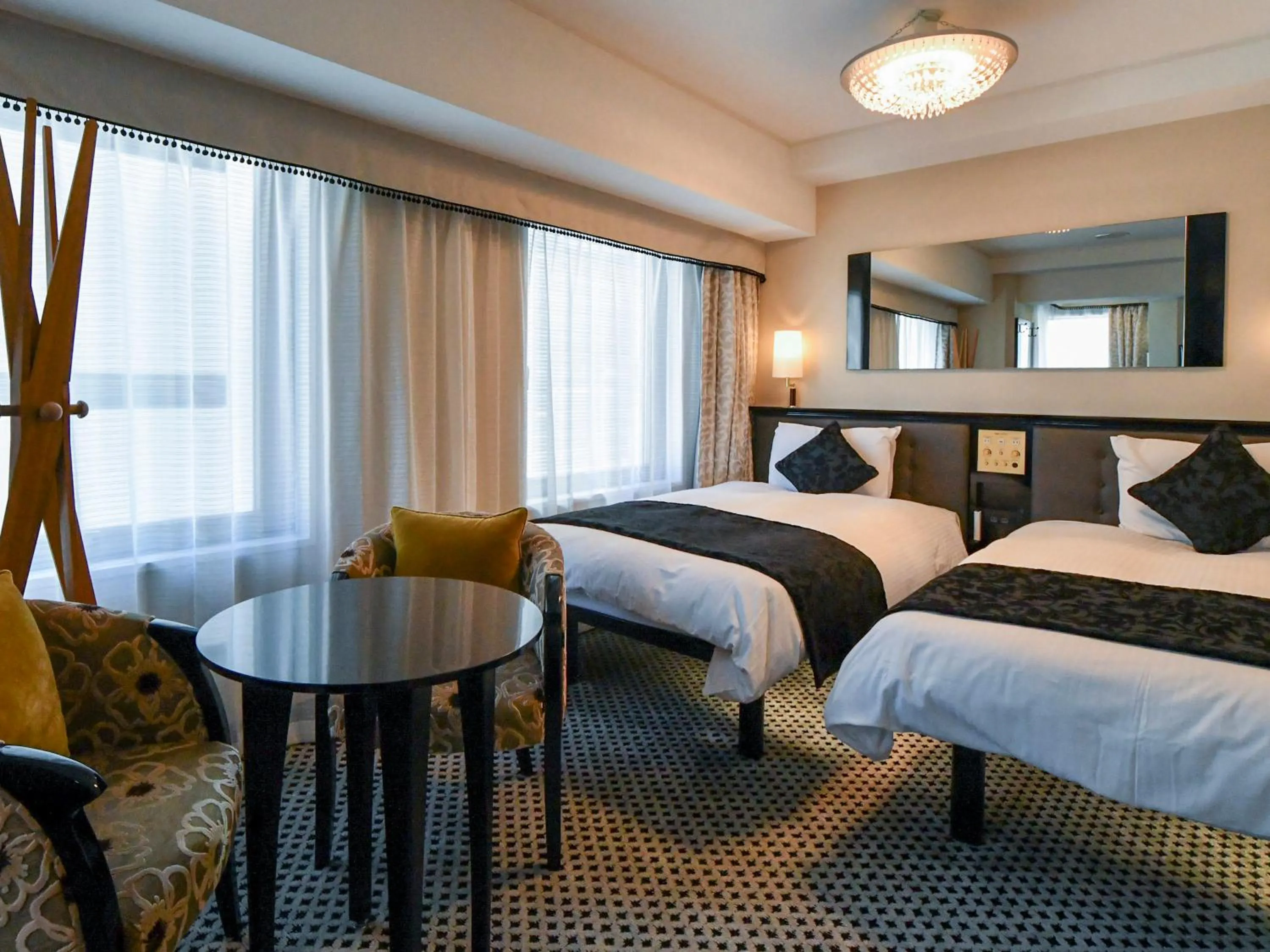 Photo of the whole room, Bed in APA Hotel Shimbashi Onarimon