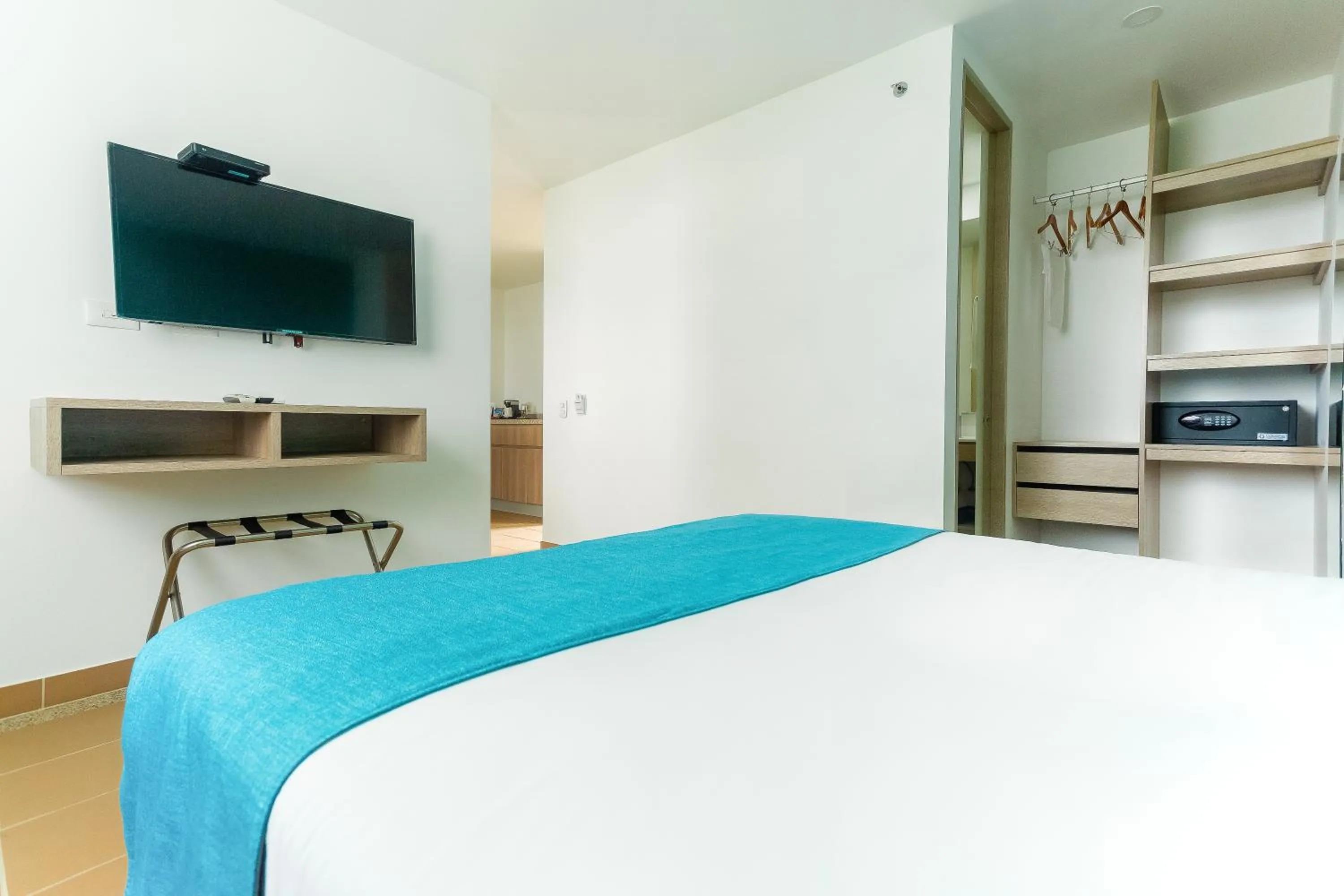 Bed in Best Western Puerto Gaitan