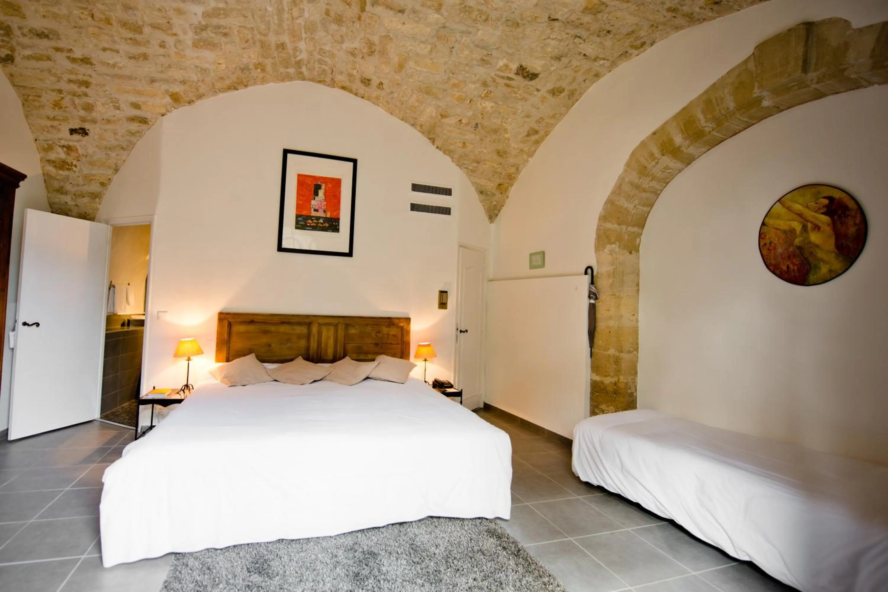 Bed in Château d'Arpaillargues - TERITORIA