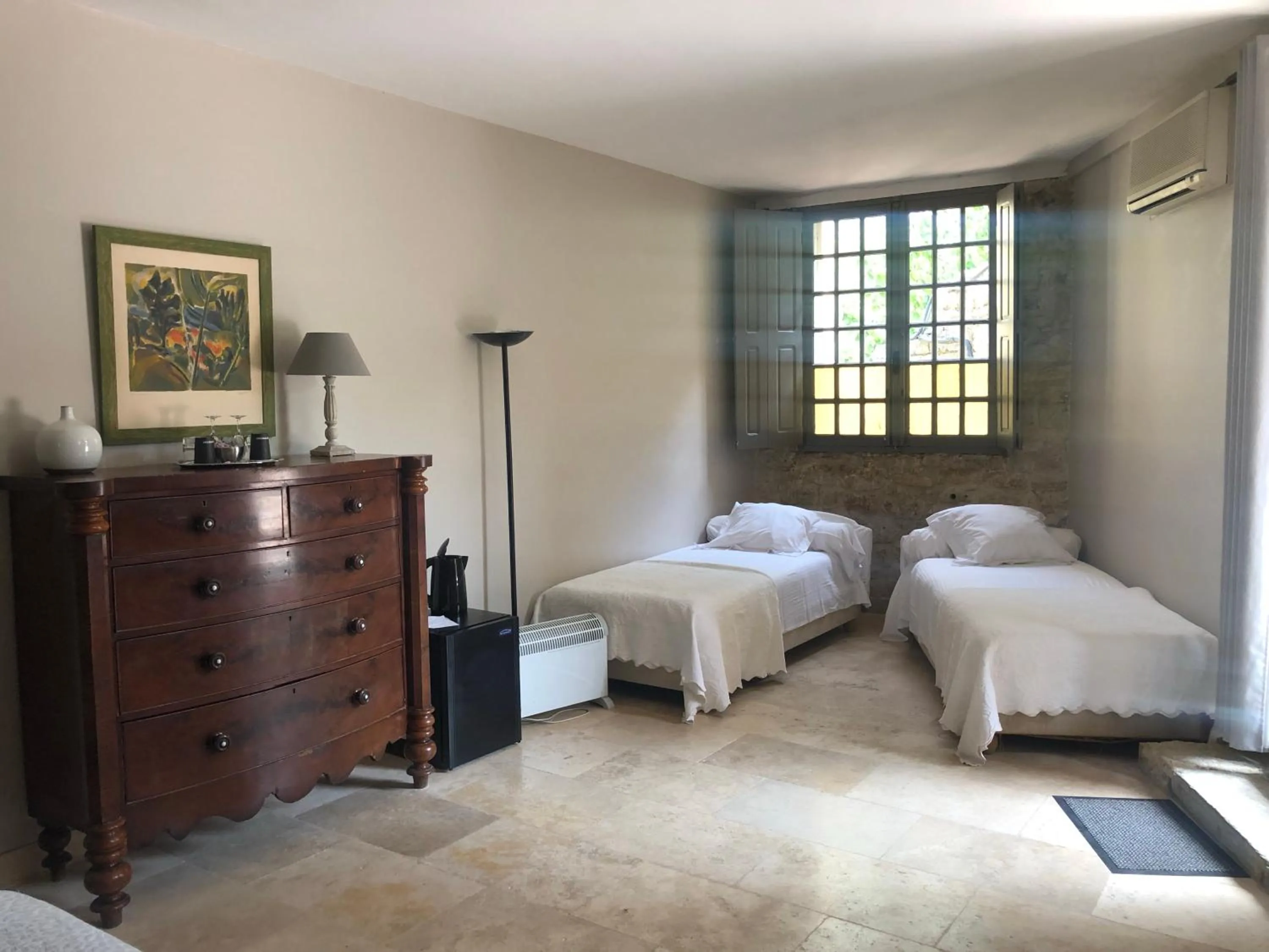 Bed in Château d'Arpaillargues - TERITORIA