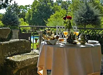 Restaurant/places to eat in Château d'Arpaillargues - TERITORIA