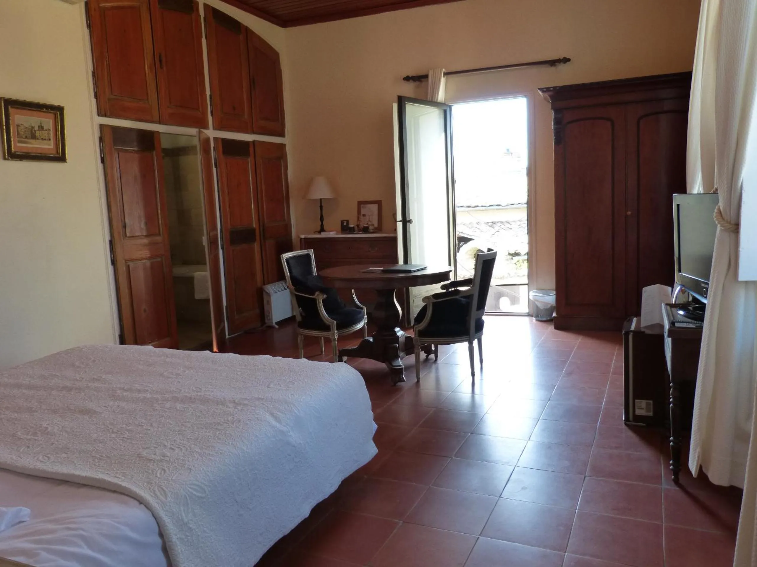 Day, Bed in Château d'Arpaillargues - TERITORIA