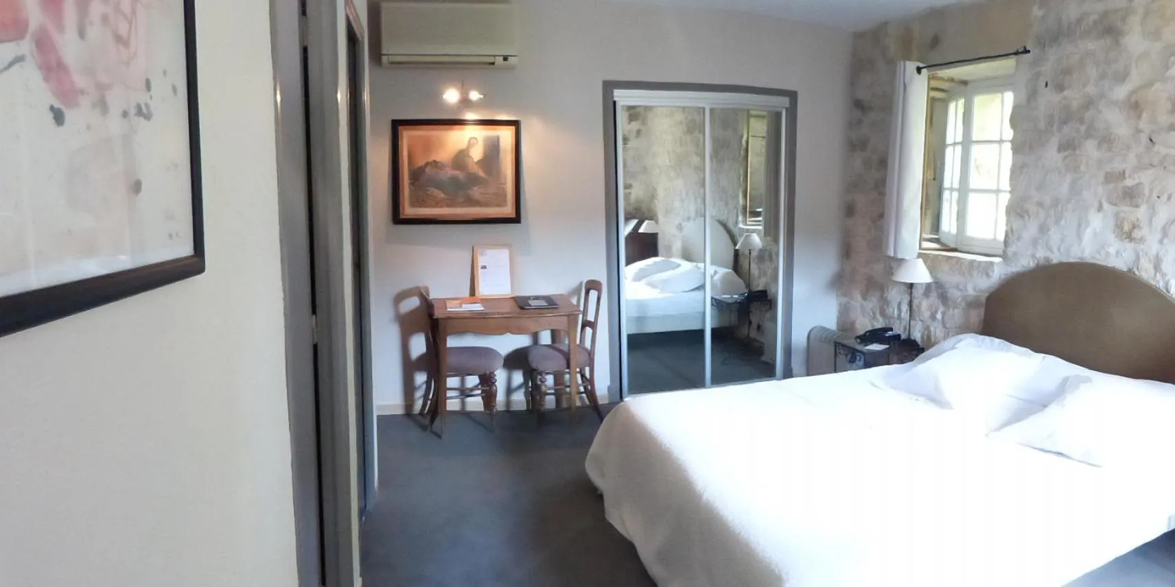 Day, Bed in Château d'Arpaillargues - TERITORIA