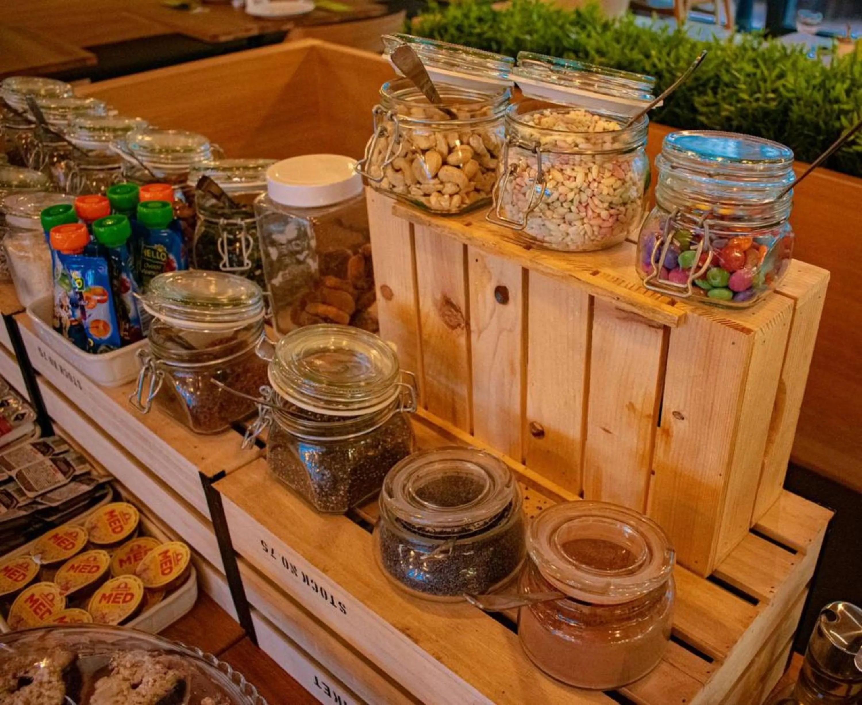 Food in Residence Trafick