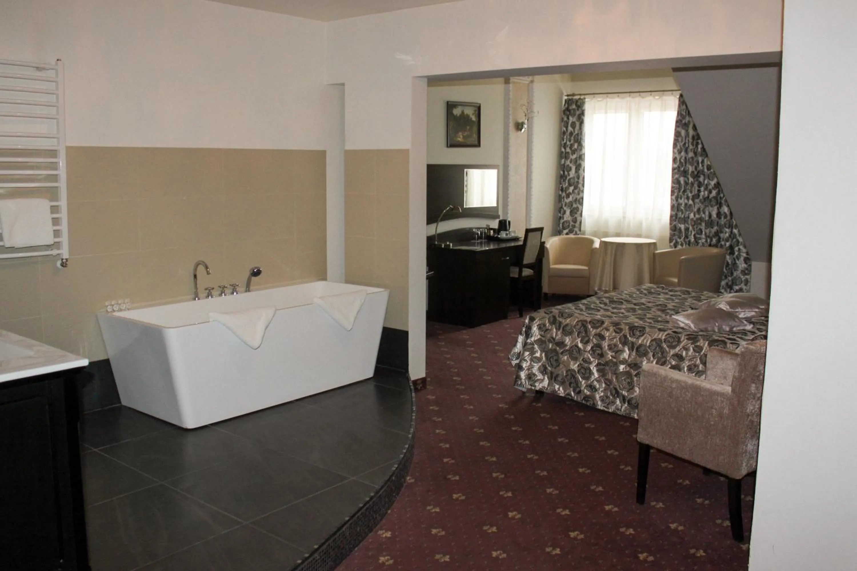 Photo of the whole room, Bed in Hotel Monet & Rubbens