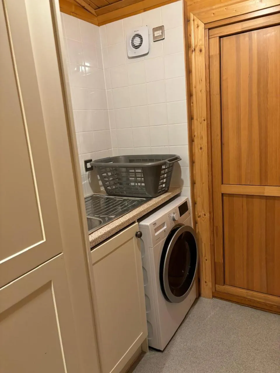 washing machine in Greetham Valley