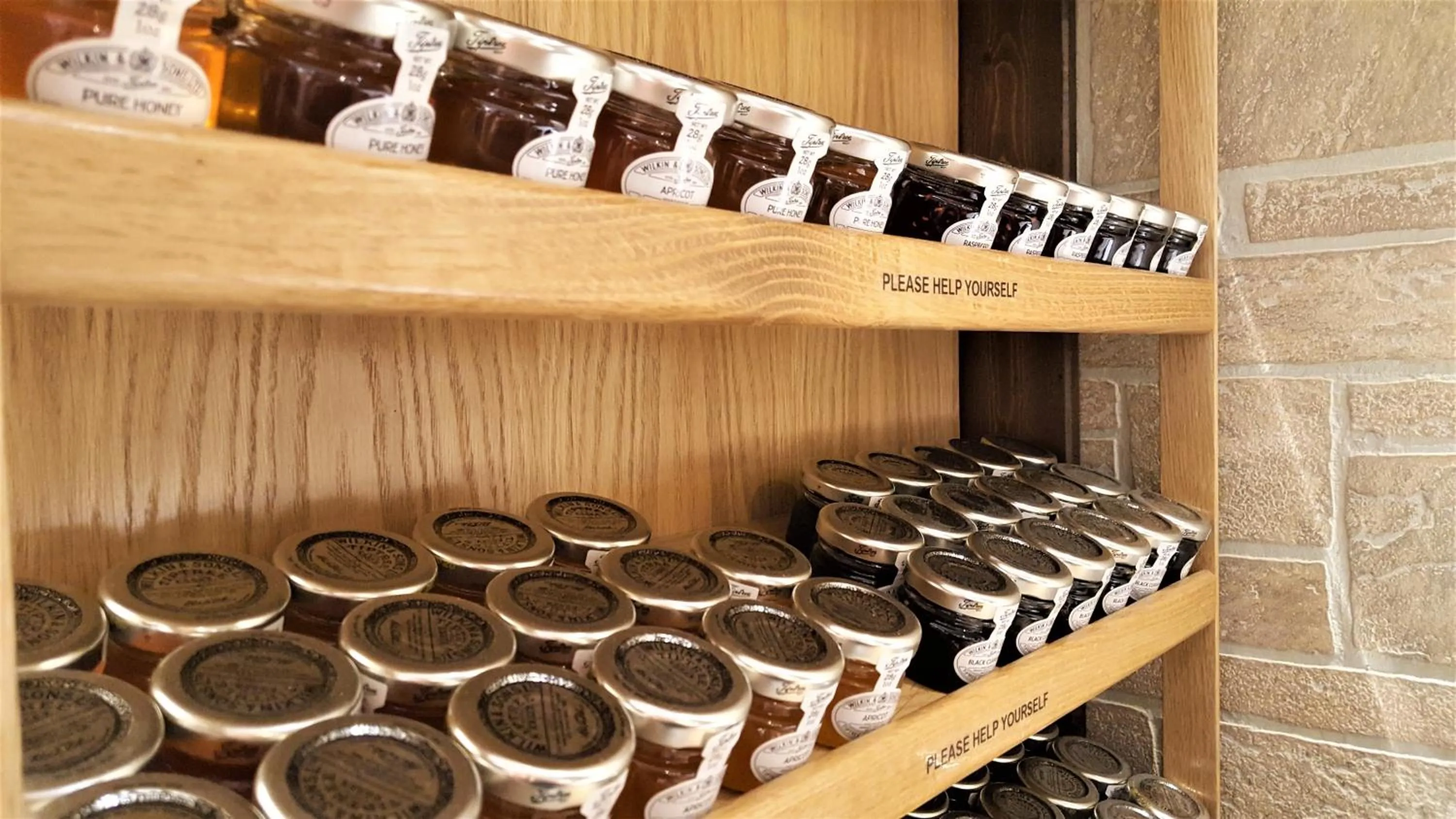 Restaurant/places to eat in Greetham Valley