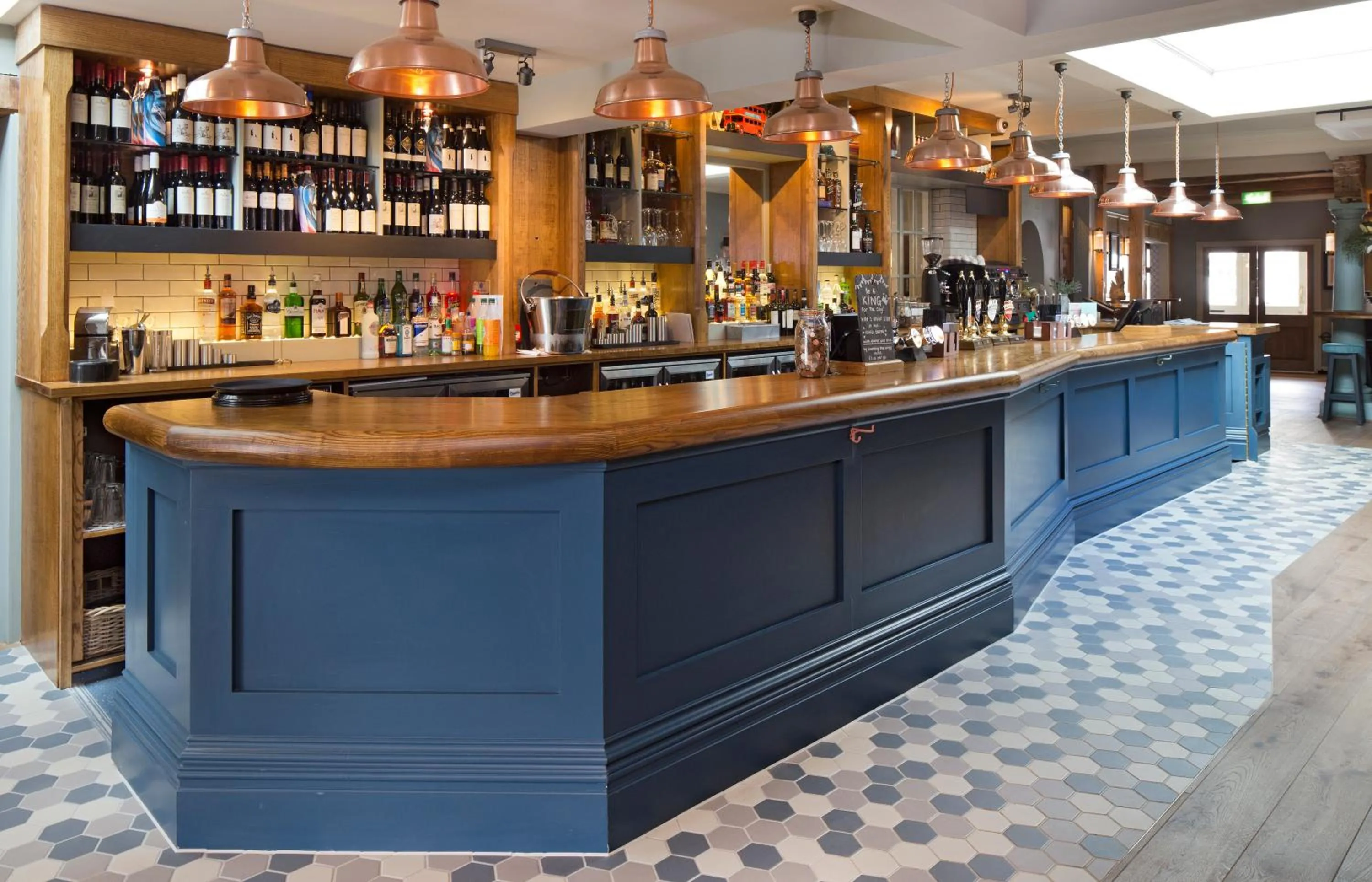 Lounge or bar in The George Townhouse