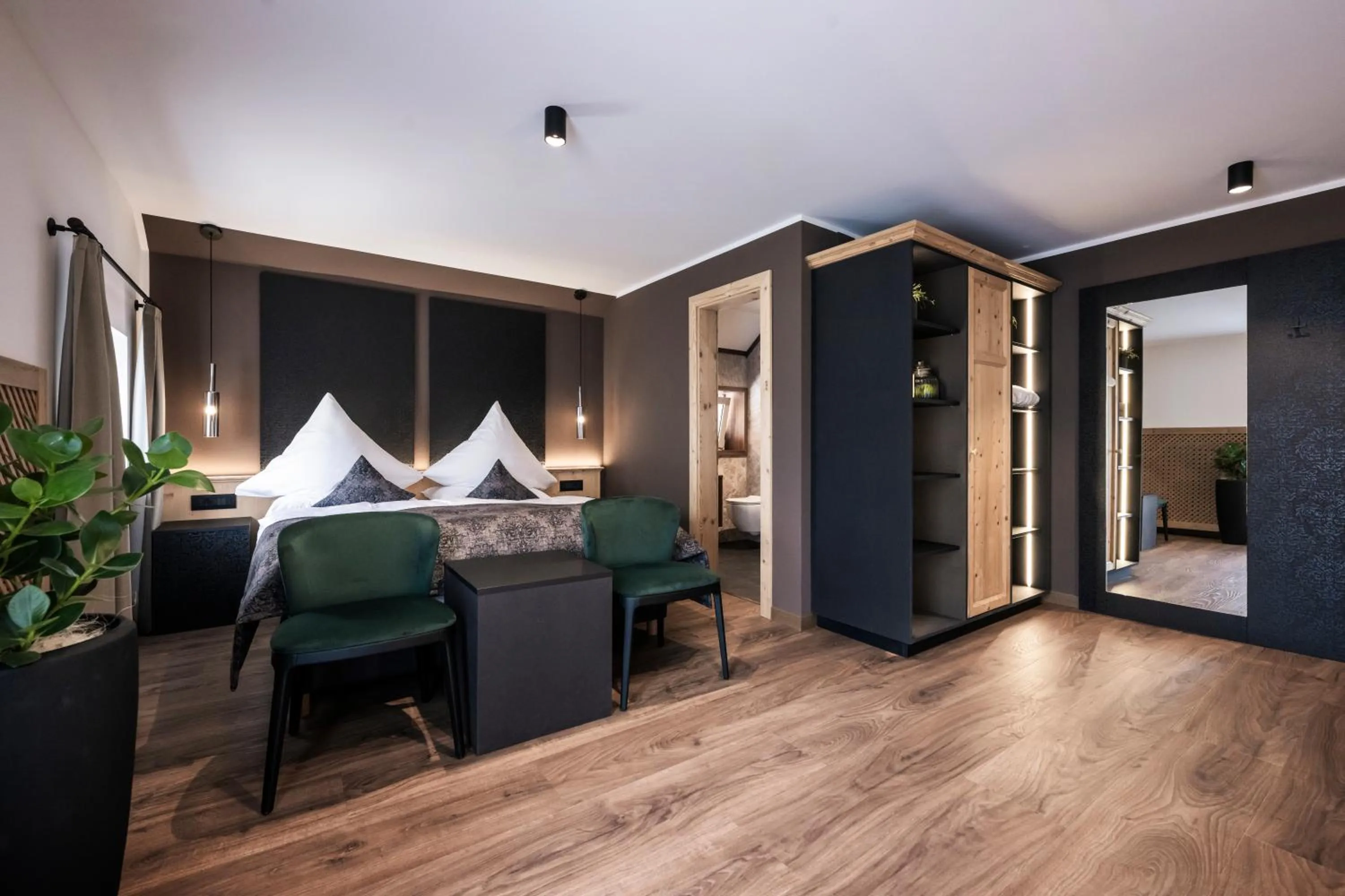 Bedroom in Alpstay - Hotel Acadia - Adults Mountain Home