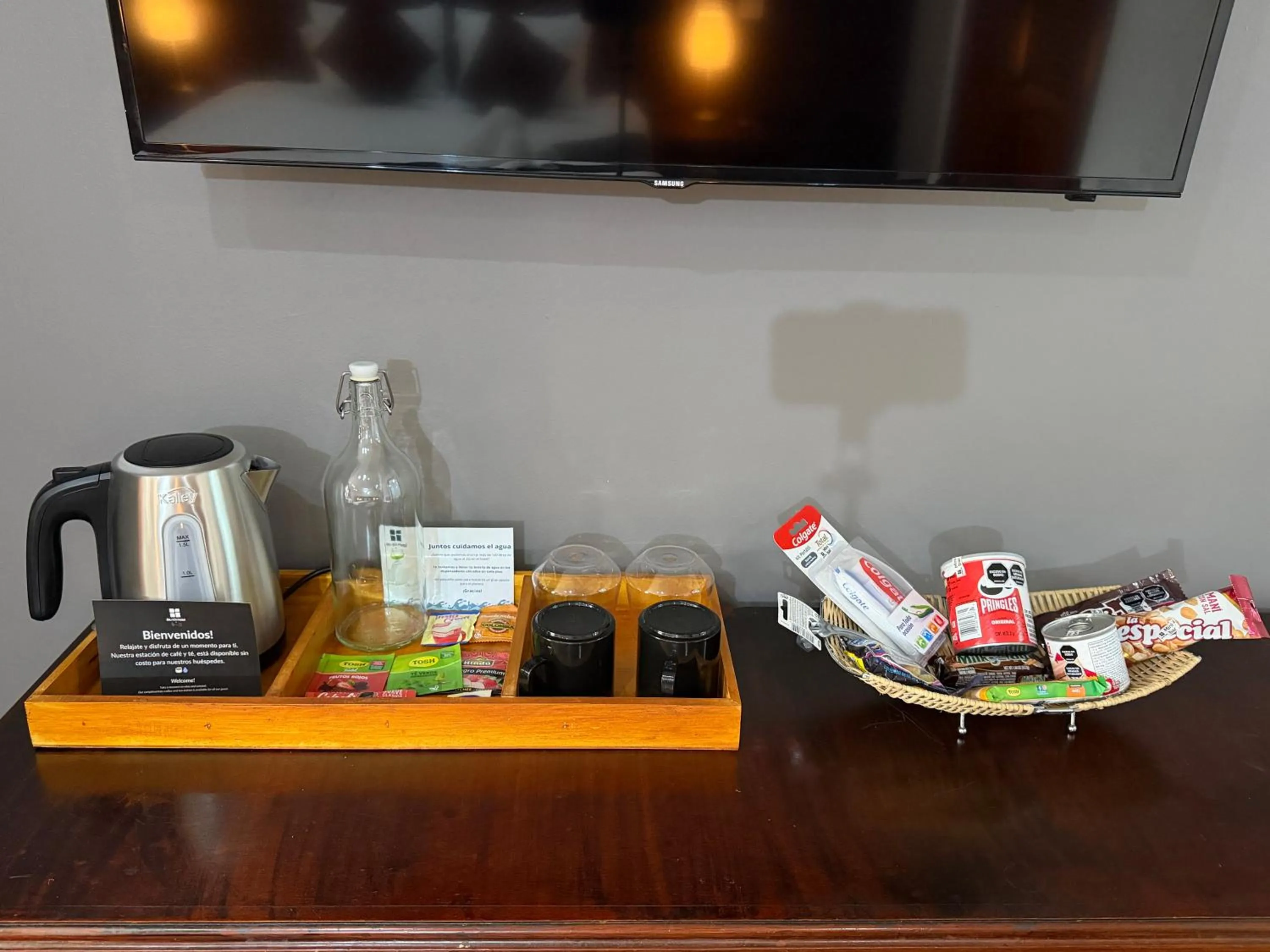 Coffee/tea facilities in Blu Inn Hotel