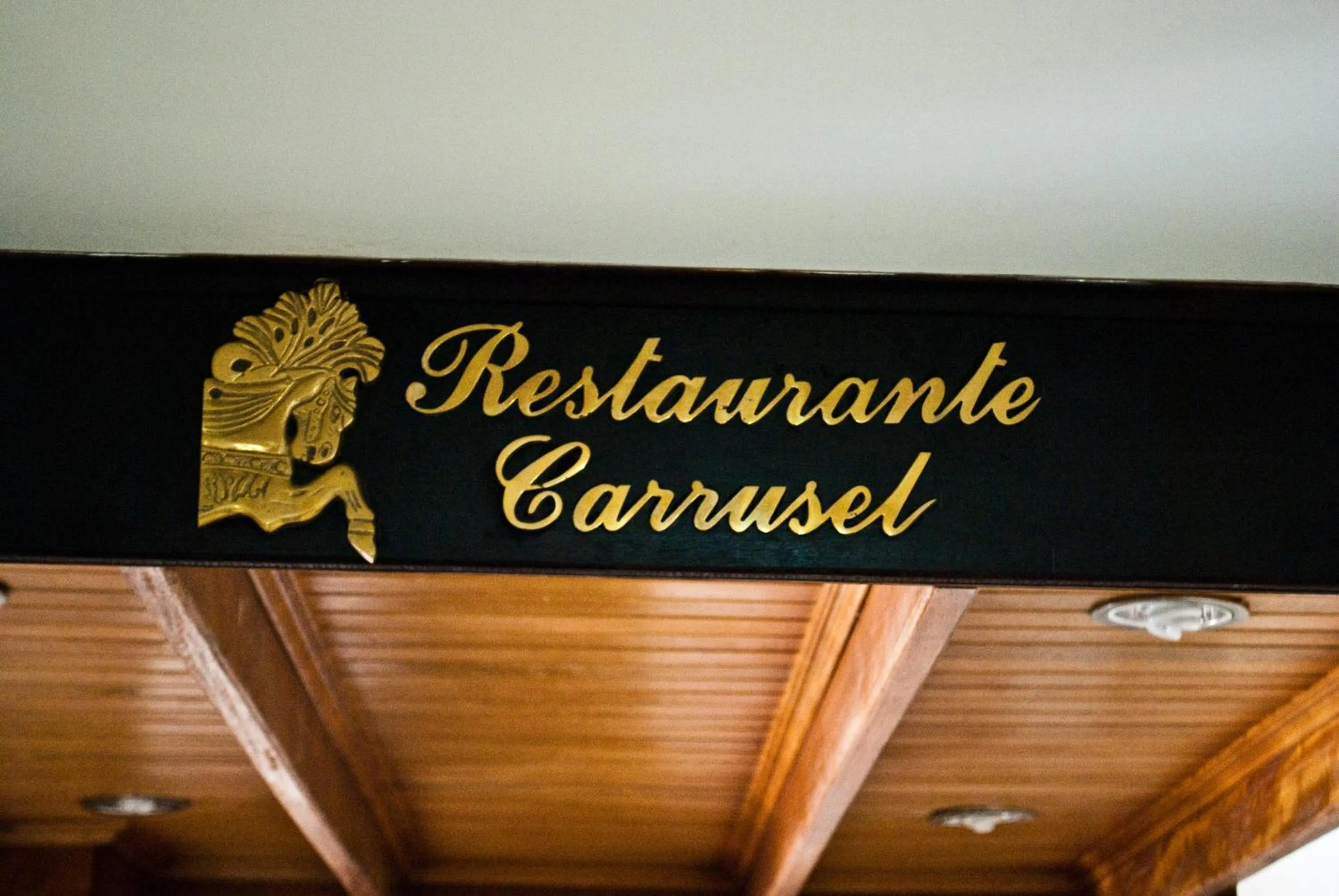 Restaurant/places to eat in Blu Inn Hotel