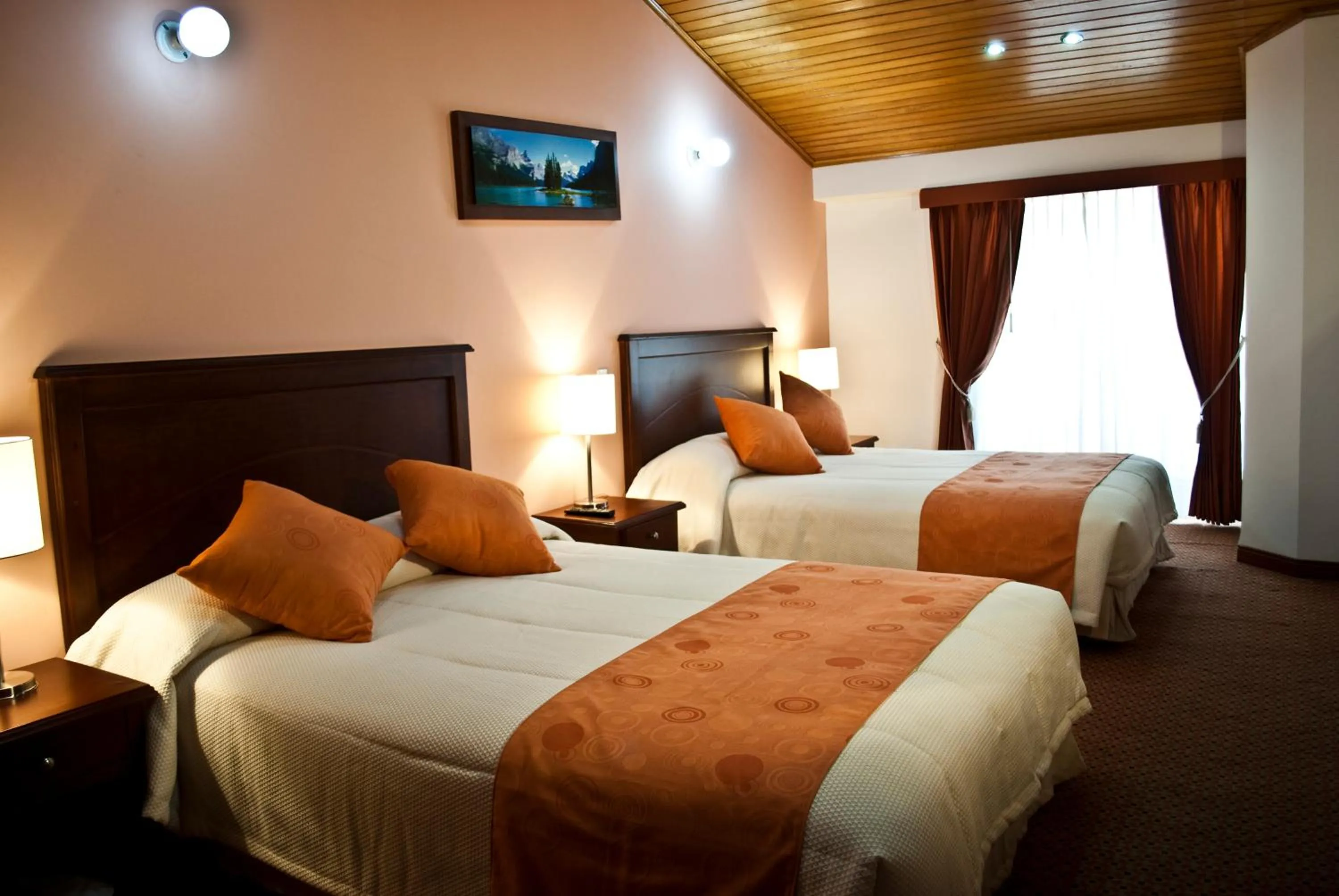 Bedroom, Bed in Blu Inn Hotel