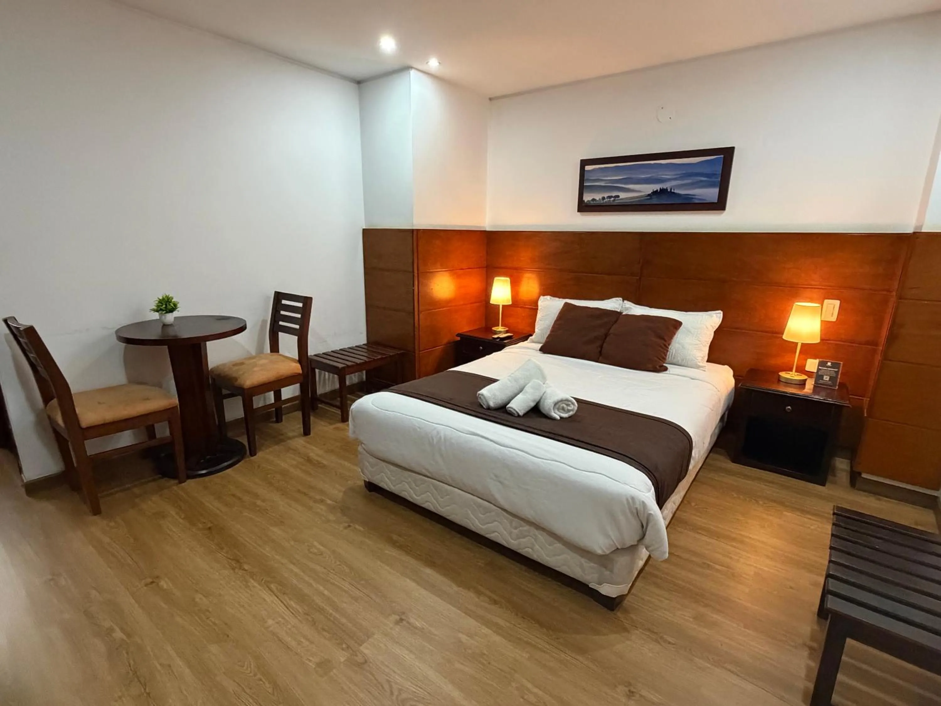 Bedroom, Bed in Blu Inn Hotel