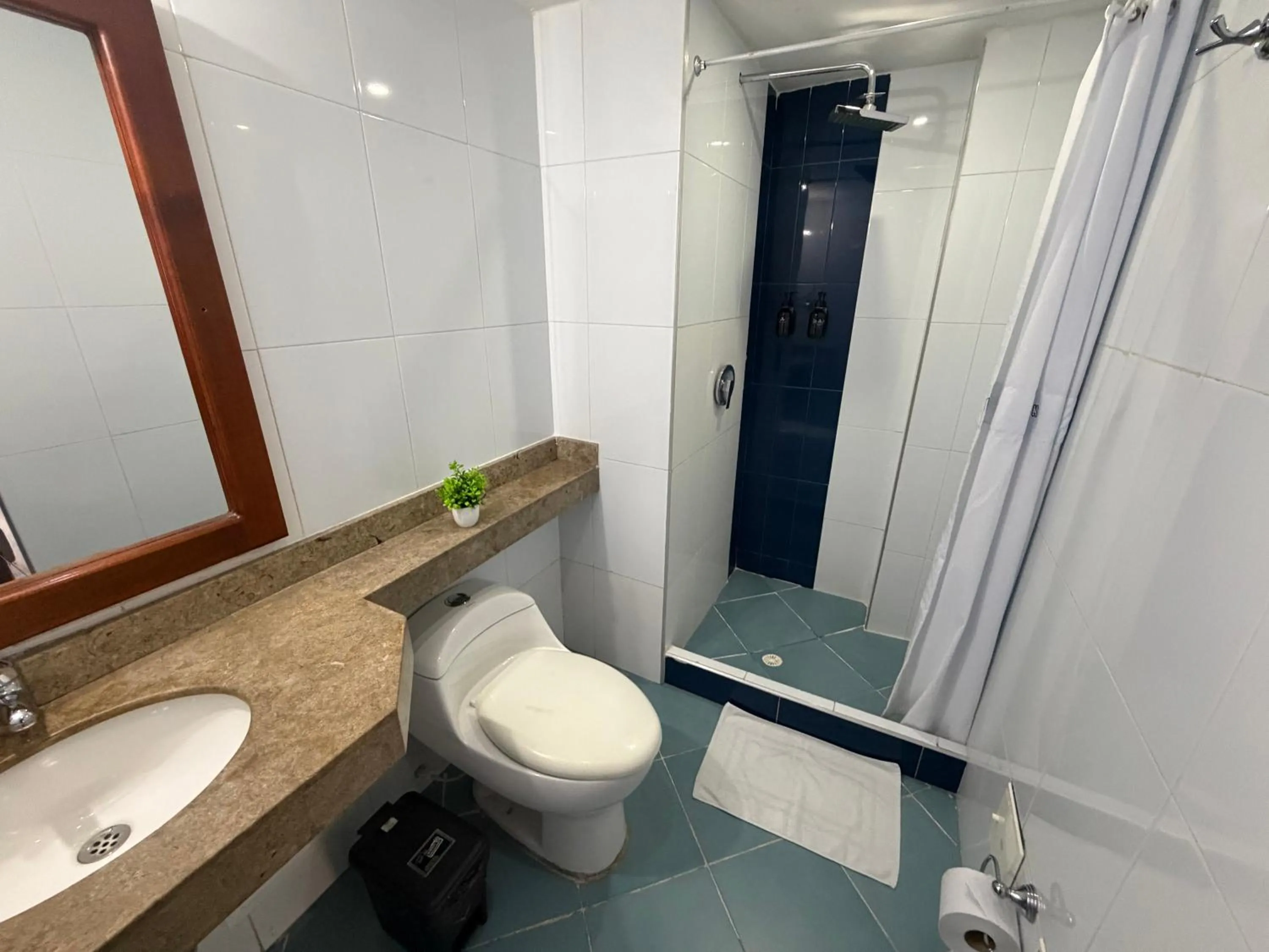 Bathroom in Blu Inn Hotel