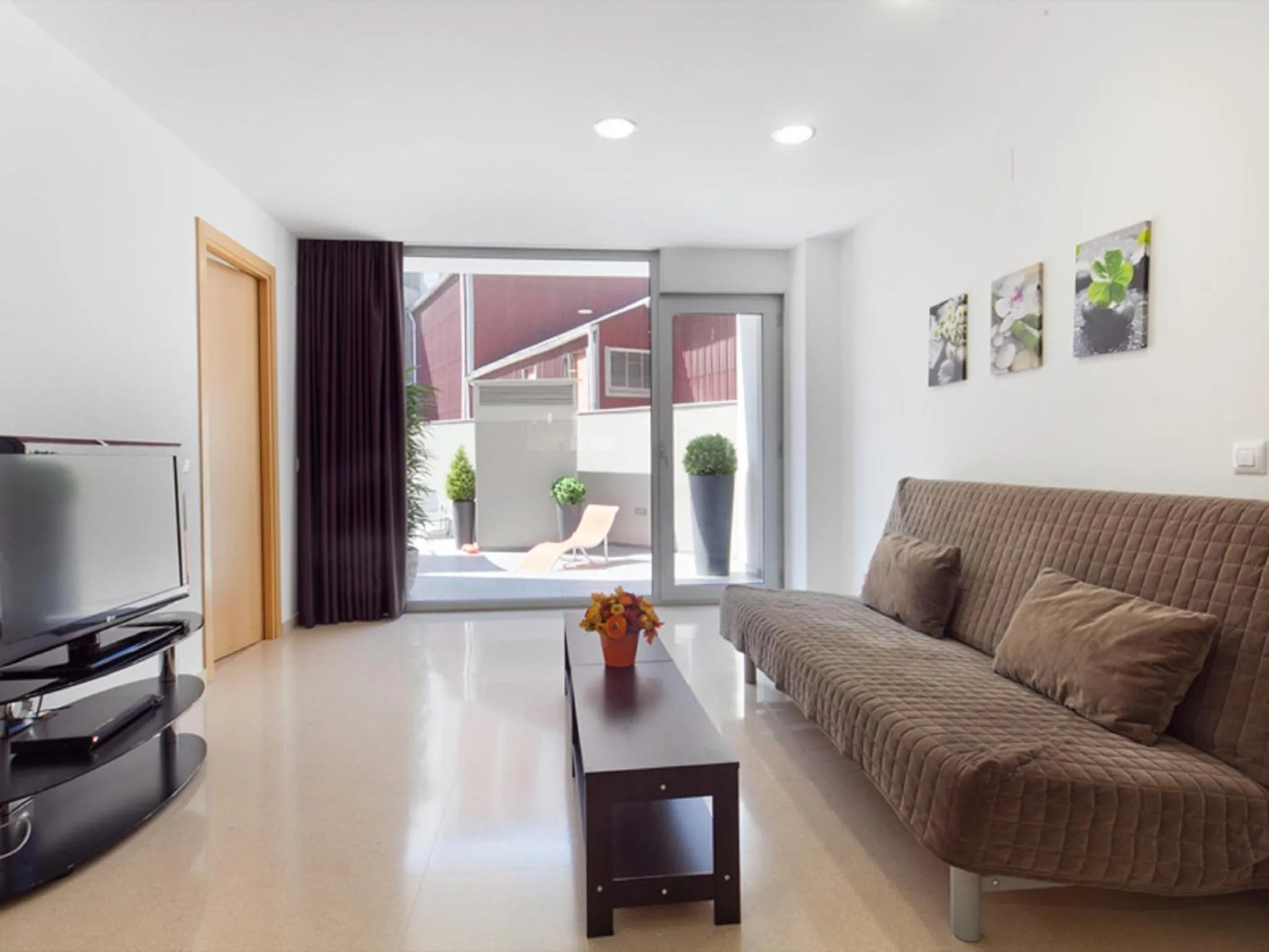 Living room in Charmsuites Paralel