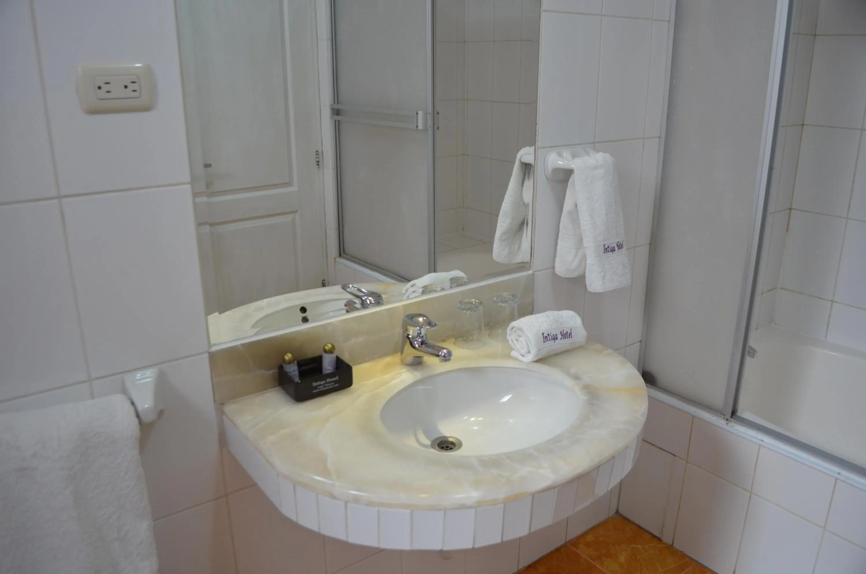 Bathroom in Intiqa Hotel