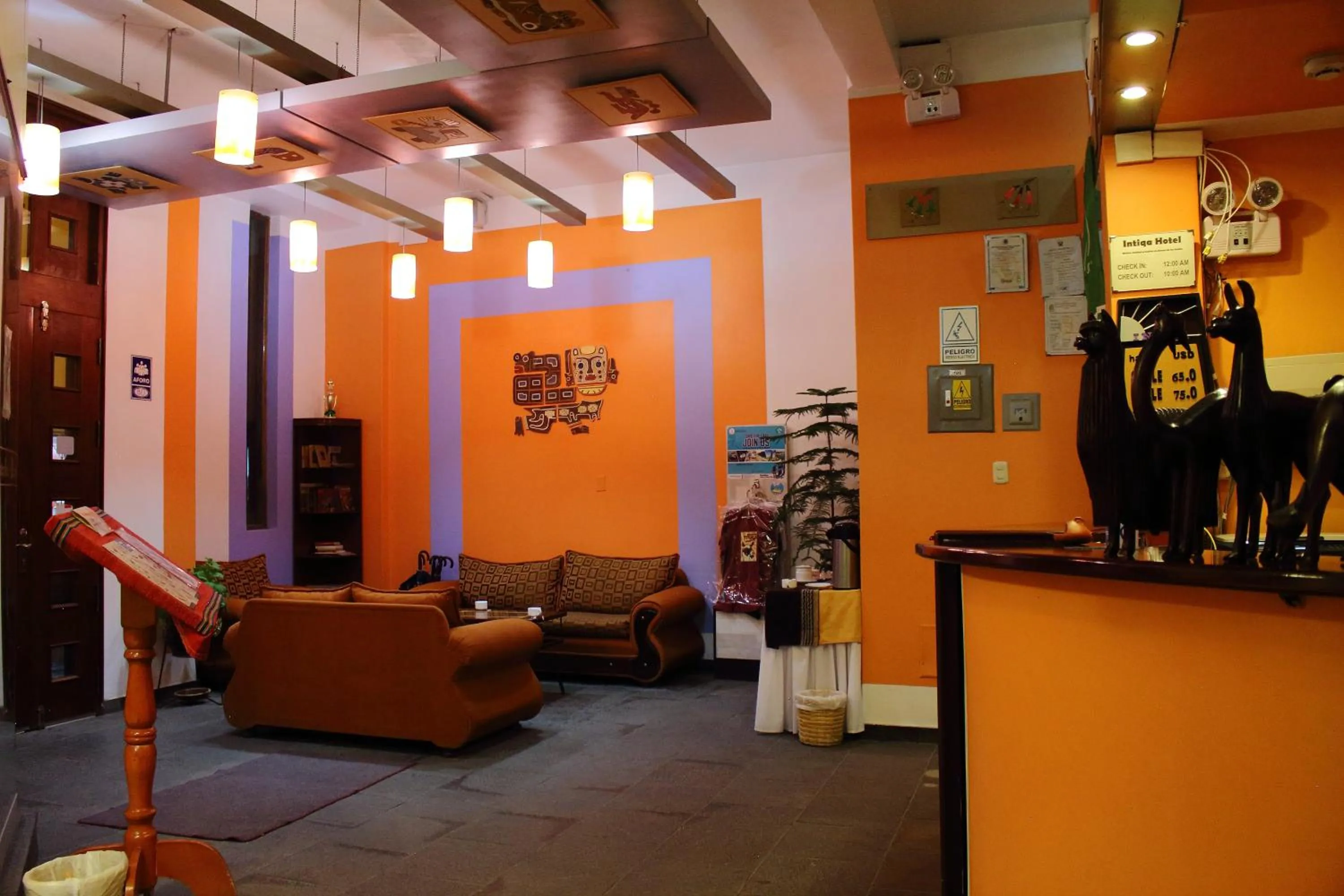 Lobby or reception in Intiqa Hotel