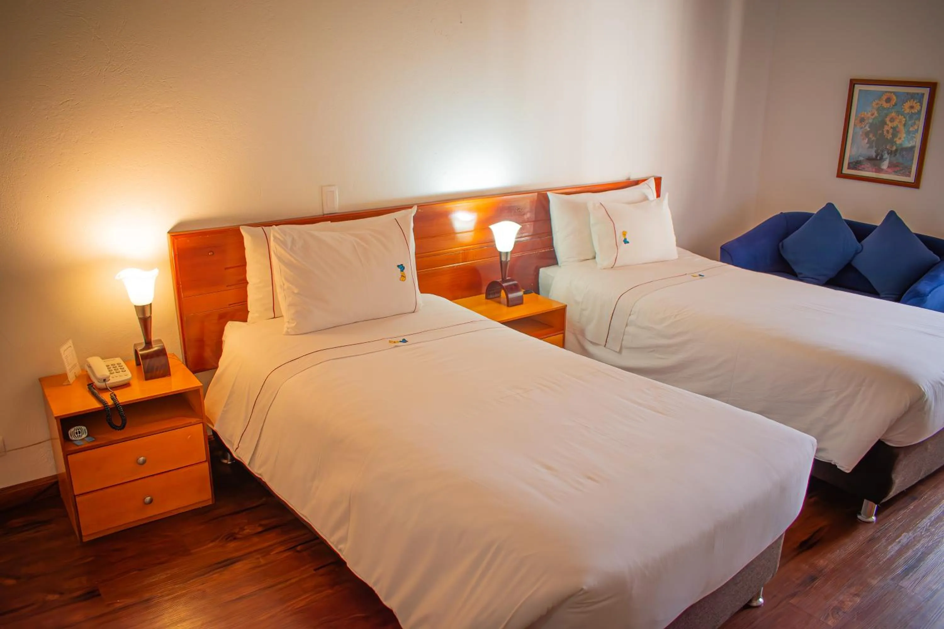 Text overlay, Bed in Hotel Casa de los Fundadores