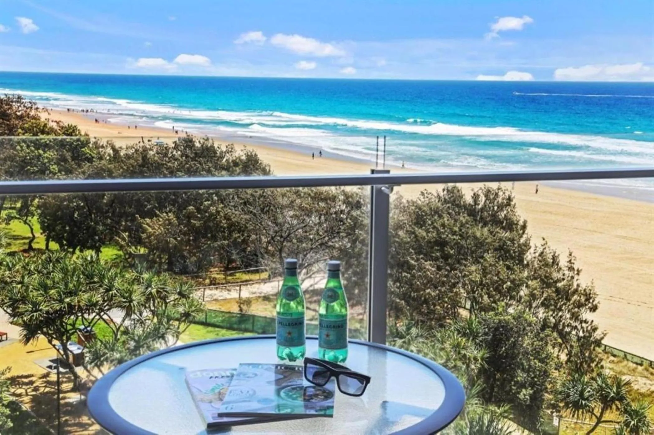 Day in One The Esplanade Apartments on Surfers Paradise