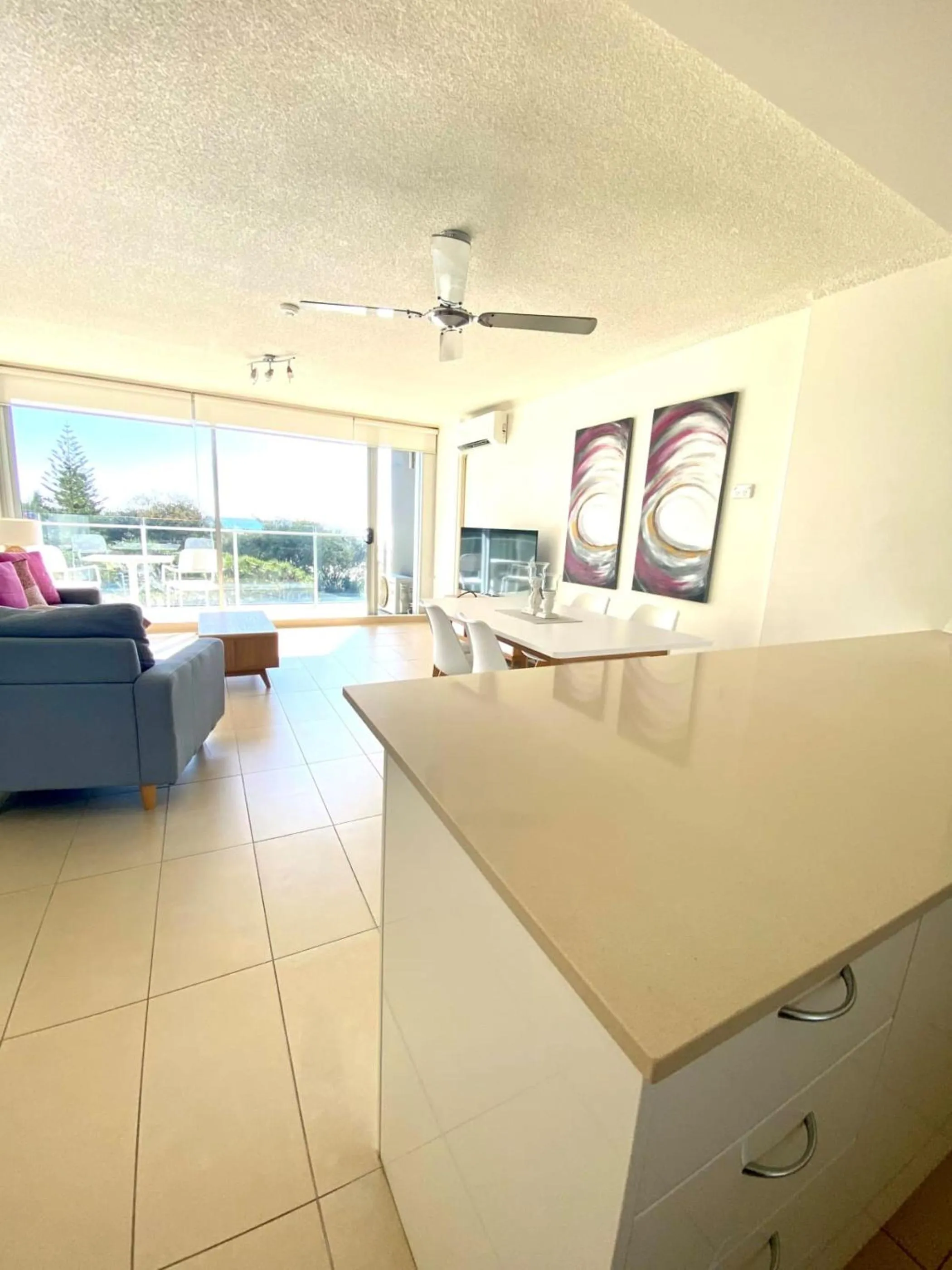 Kitchen or kitchenette in One The Esplanade Apartments on Surfers Paradise