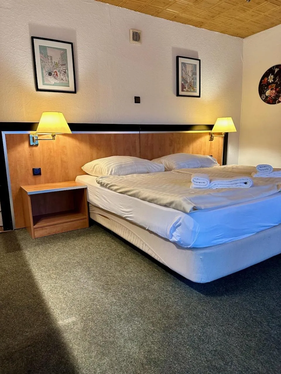 Bed in Pension Raststüb'l