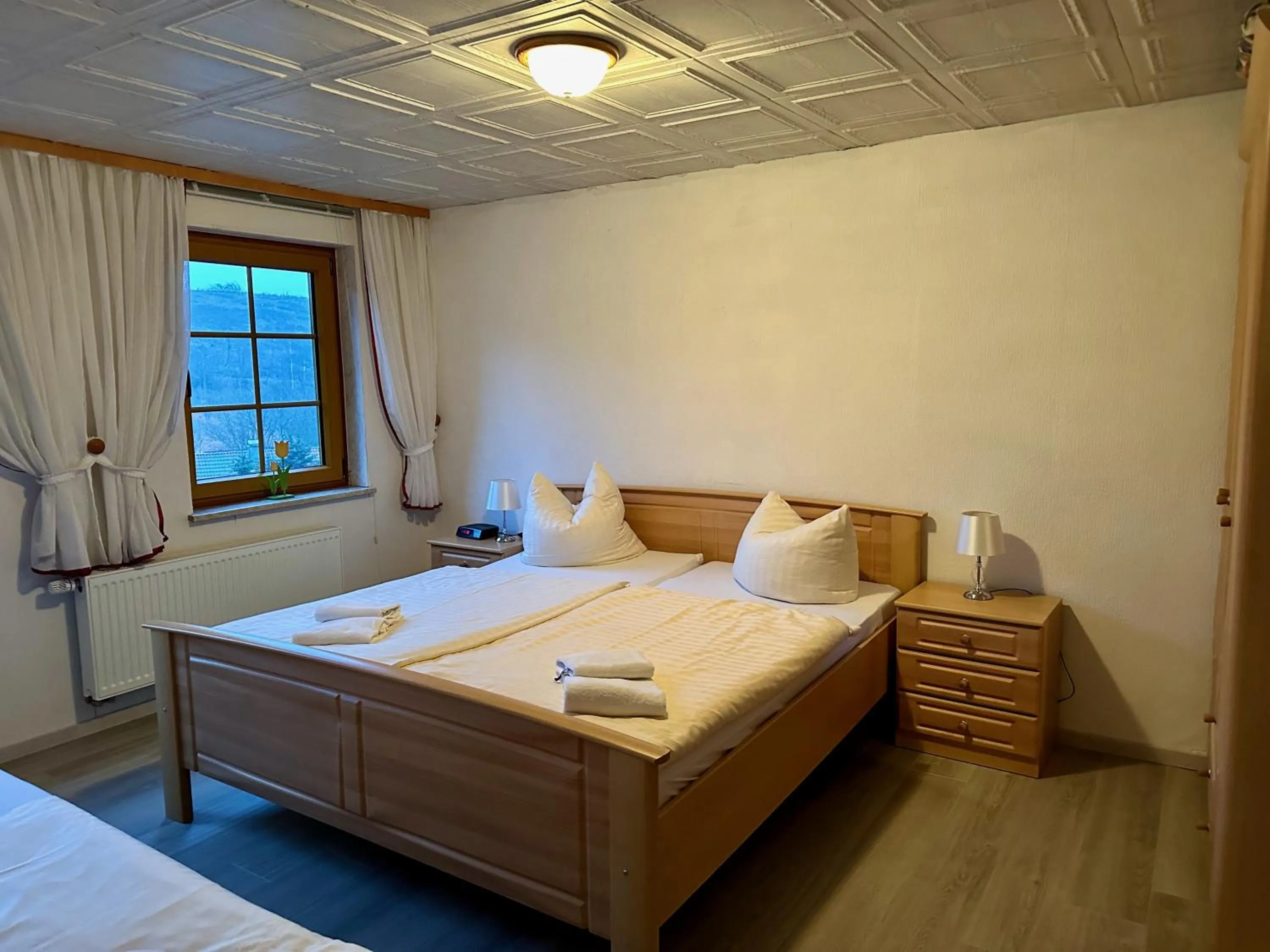 Bed in Pension Raststüb'l