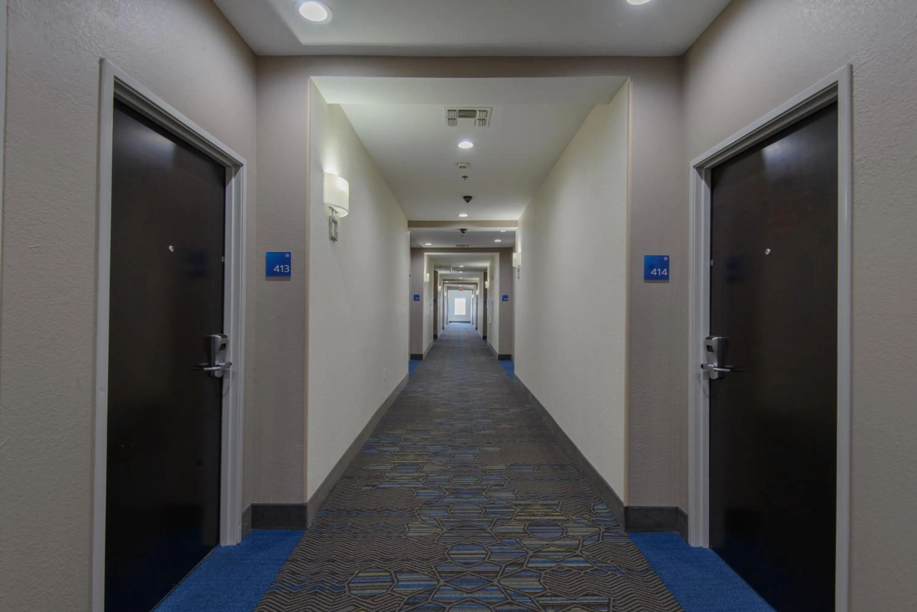 Lobby or reception in Holiday Inn Express & Suites Corpus Christi by IHG