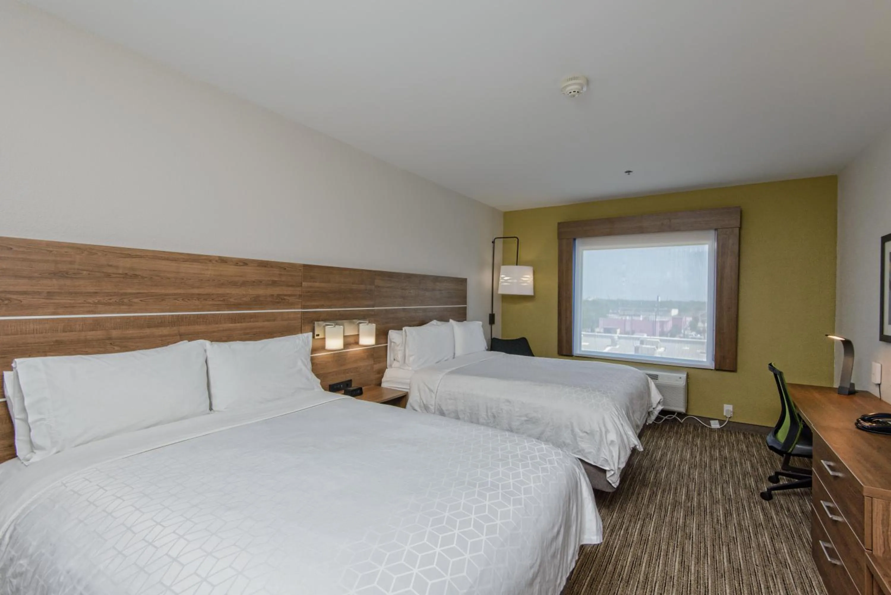 Photo of the whole room, Bed in Holiday Inn Express & Suites Corpus Christi by IHG
