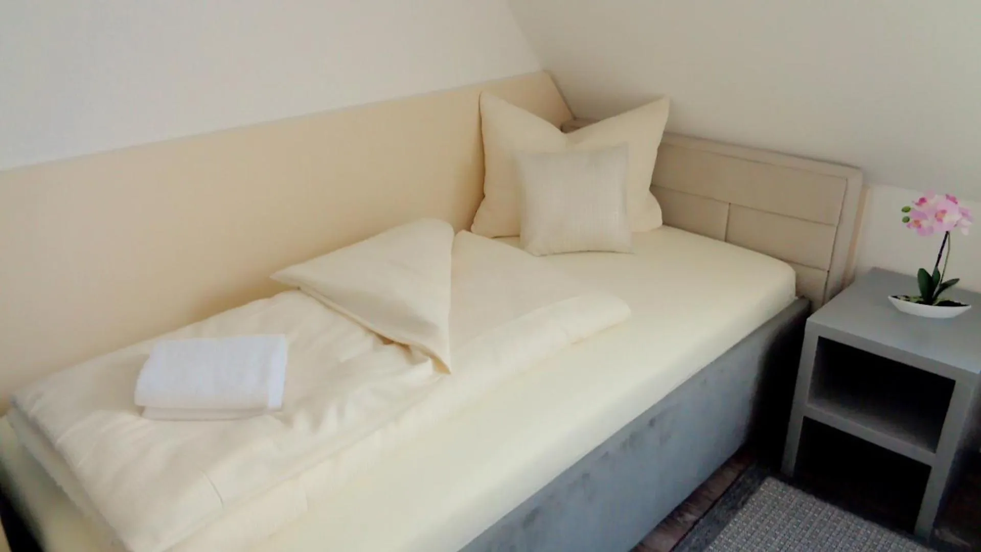 Bed in Hotel Stadt Soltau