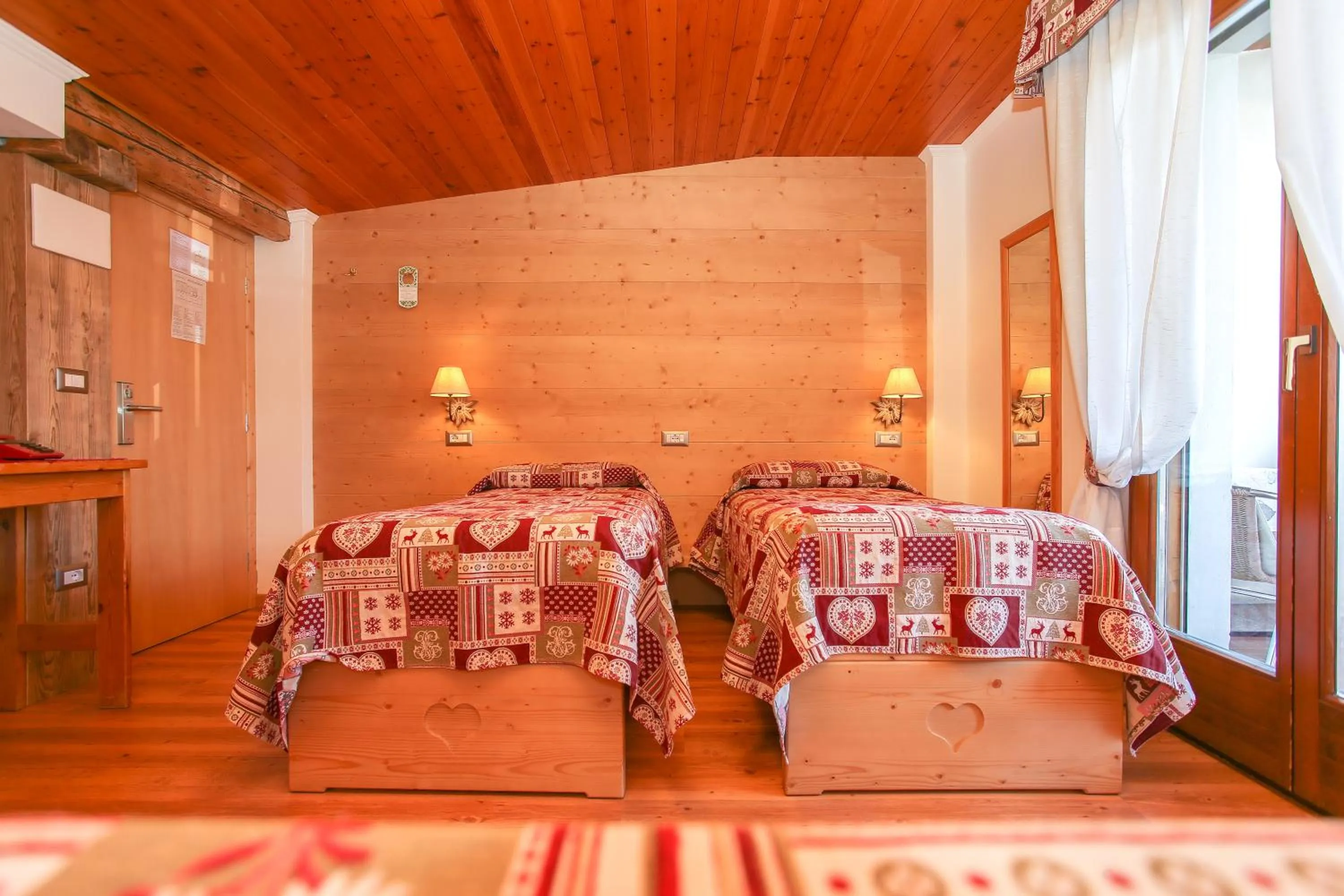 Bedroom, Bed in Albergo Adele