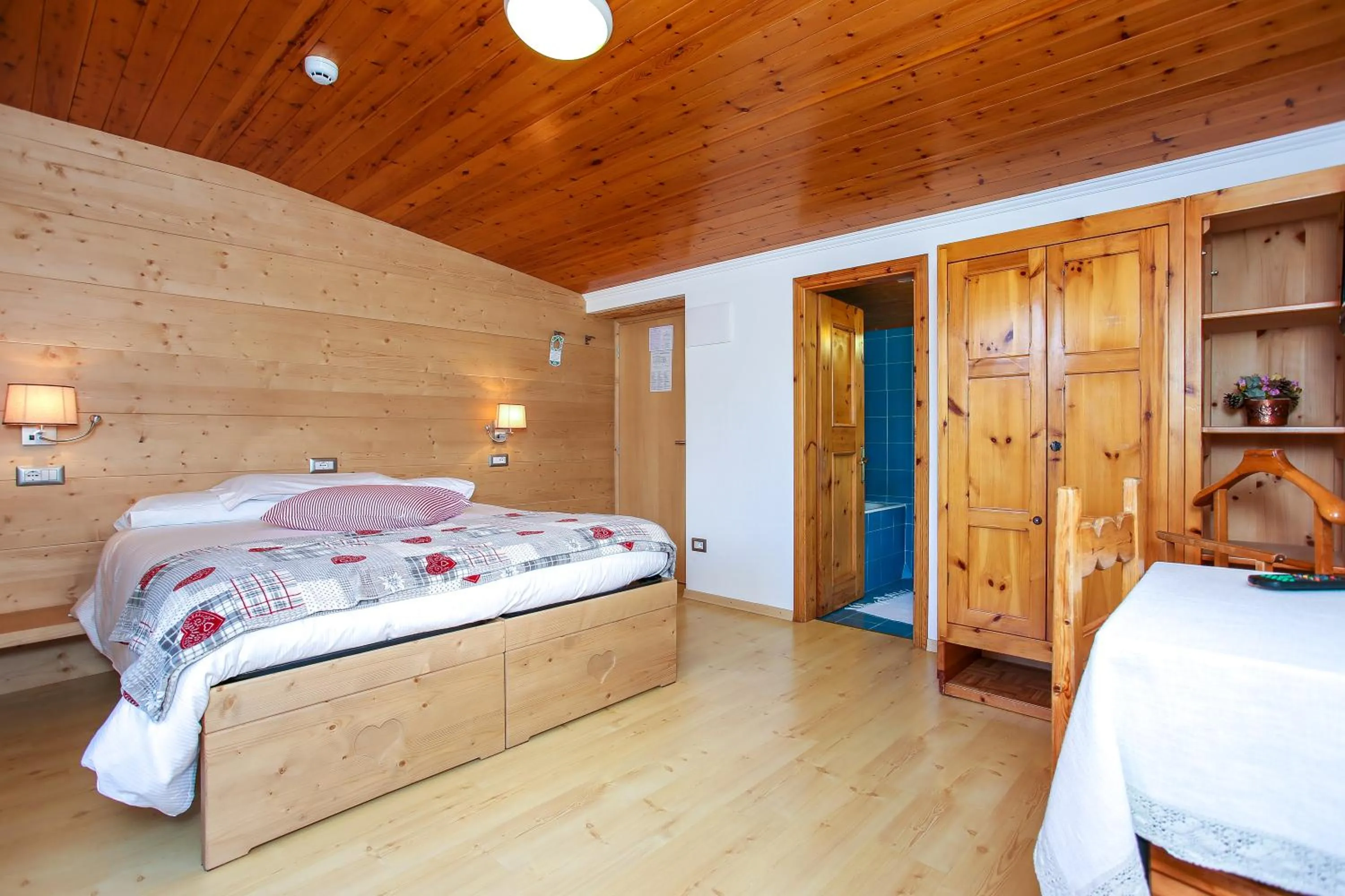 Bed in Albergo Adele