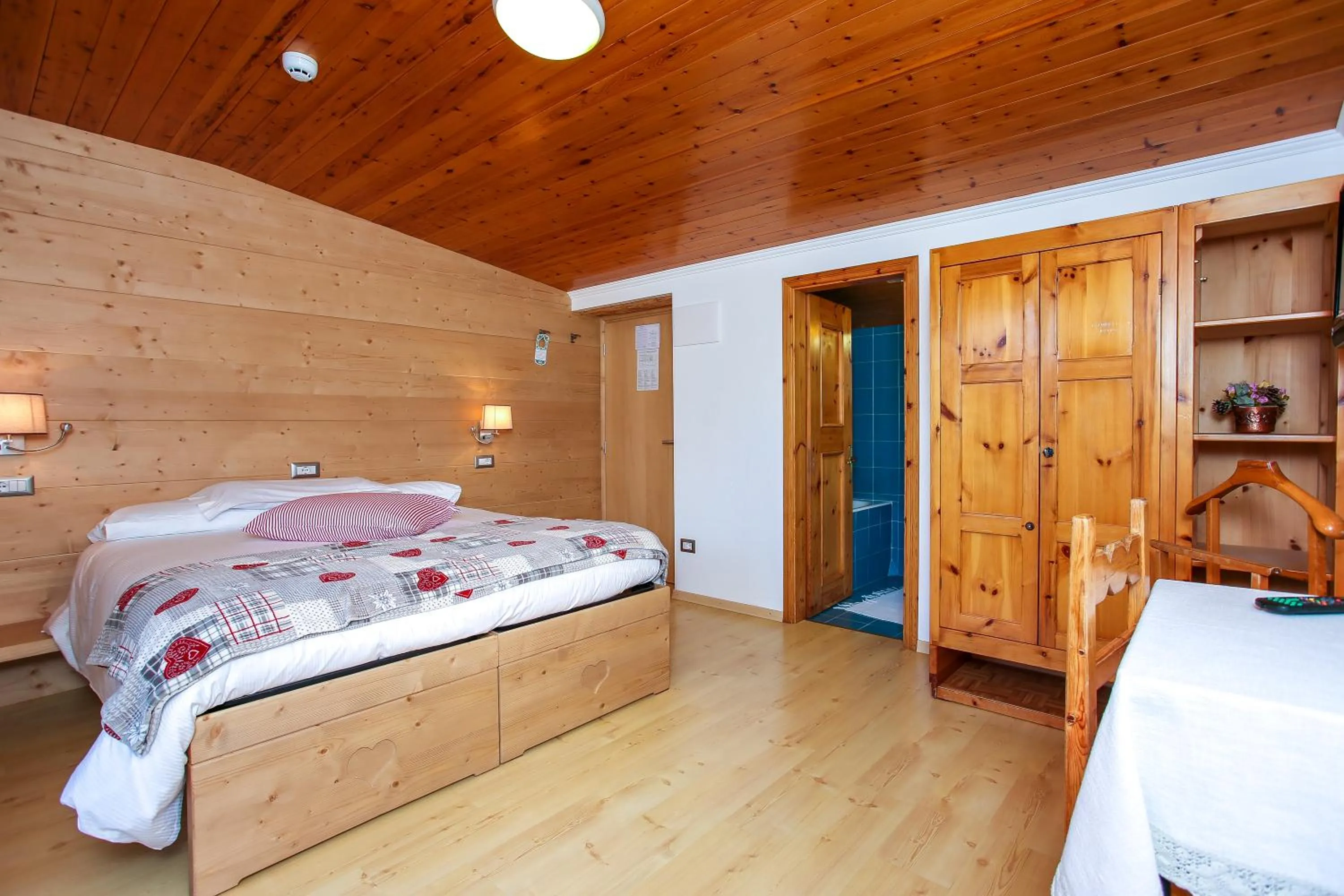 Bed in Albergo Adele