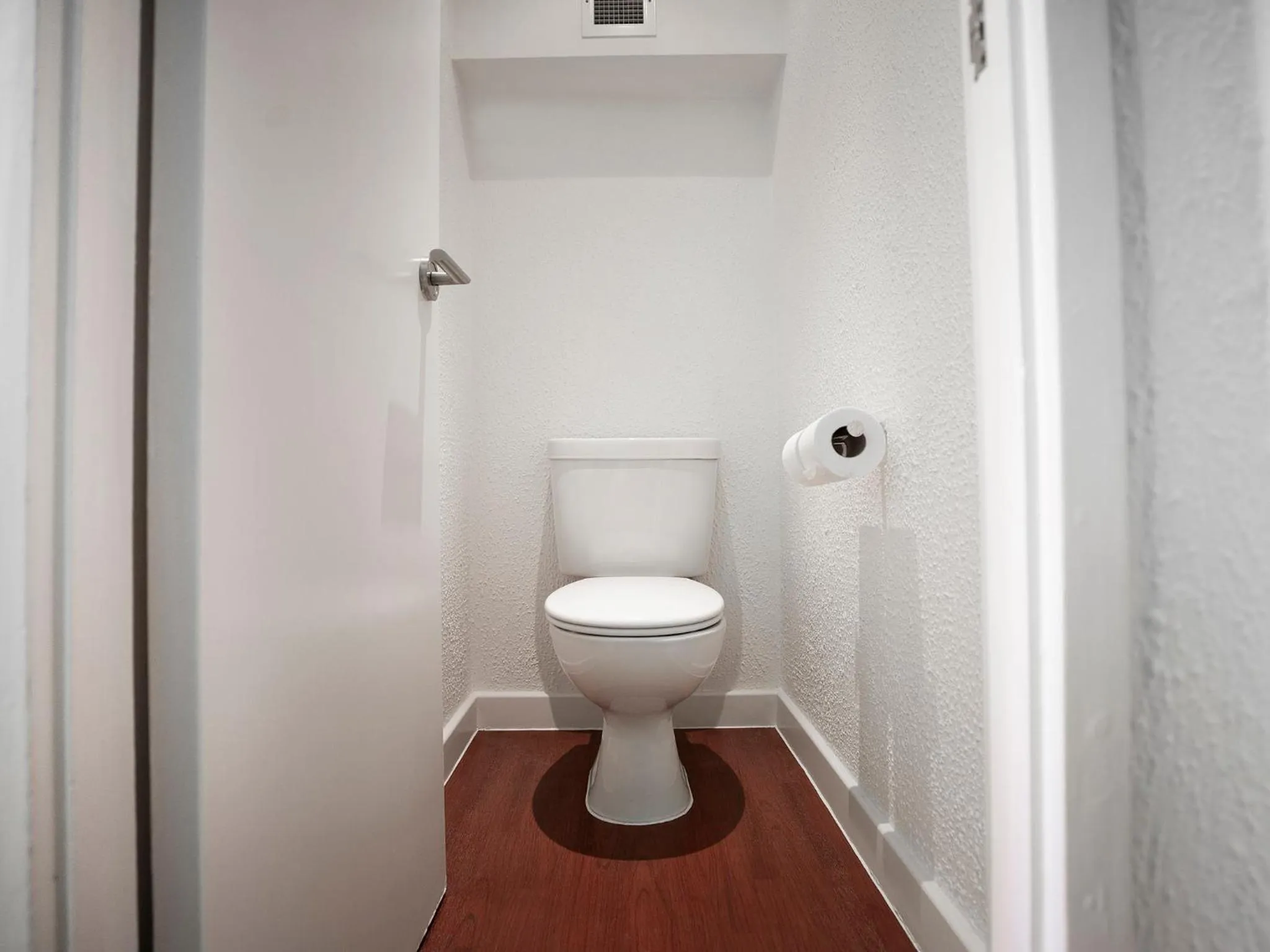 Toilet in Campanile Bradford